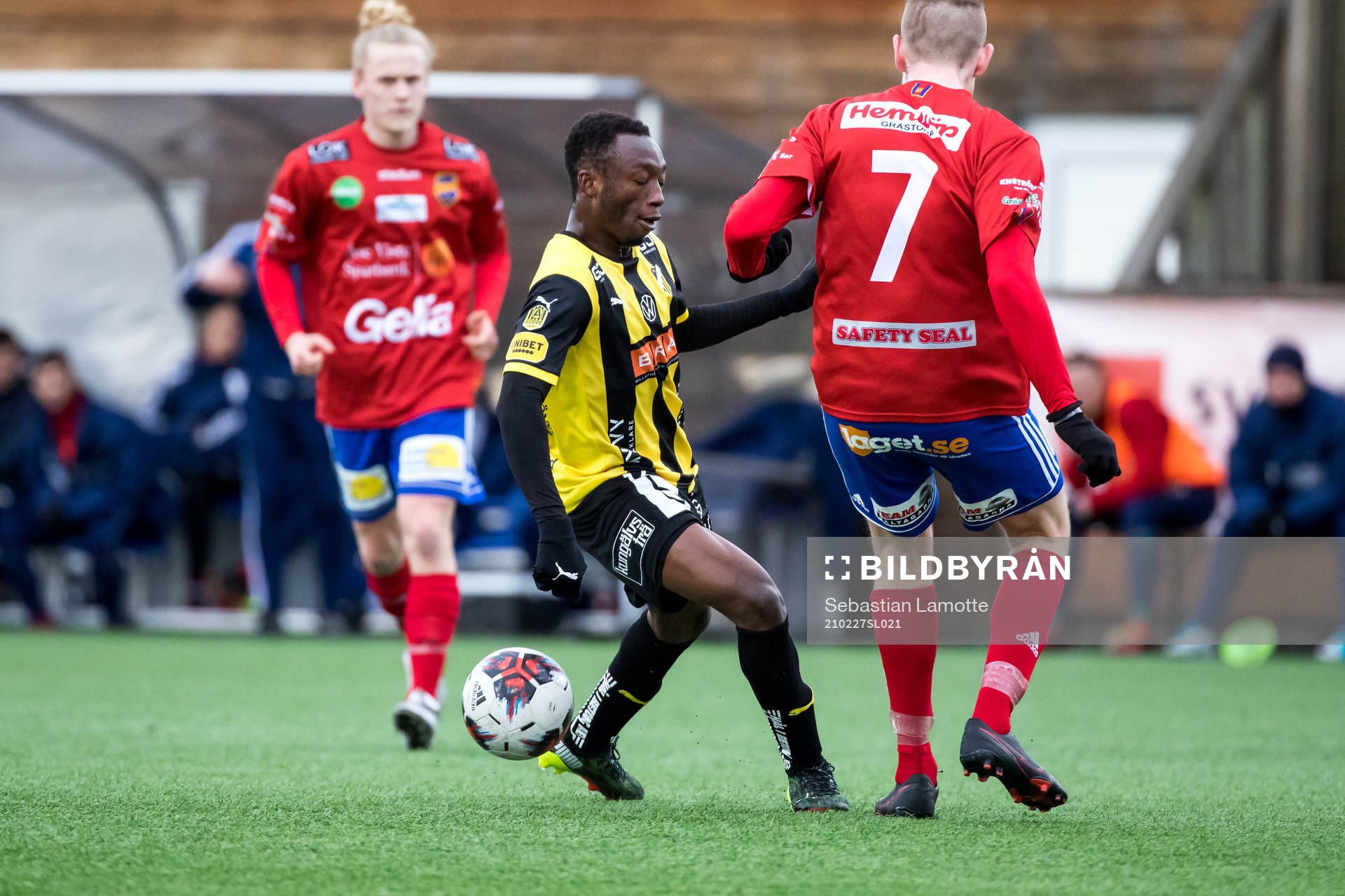 Häckens Bénie Adama Traore och Gauthiods Felix Ekblad