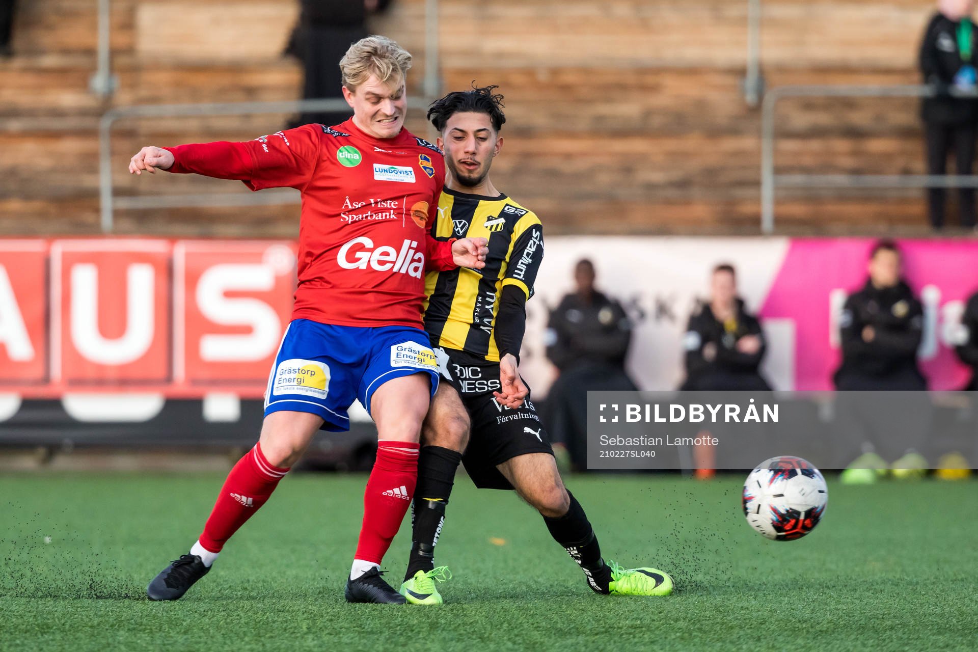 Gauthiods Lukas Hjort och Häckens Samir Maarouf