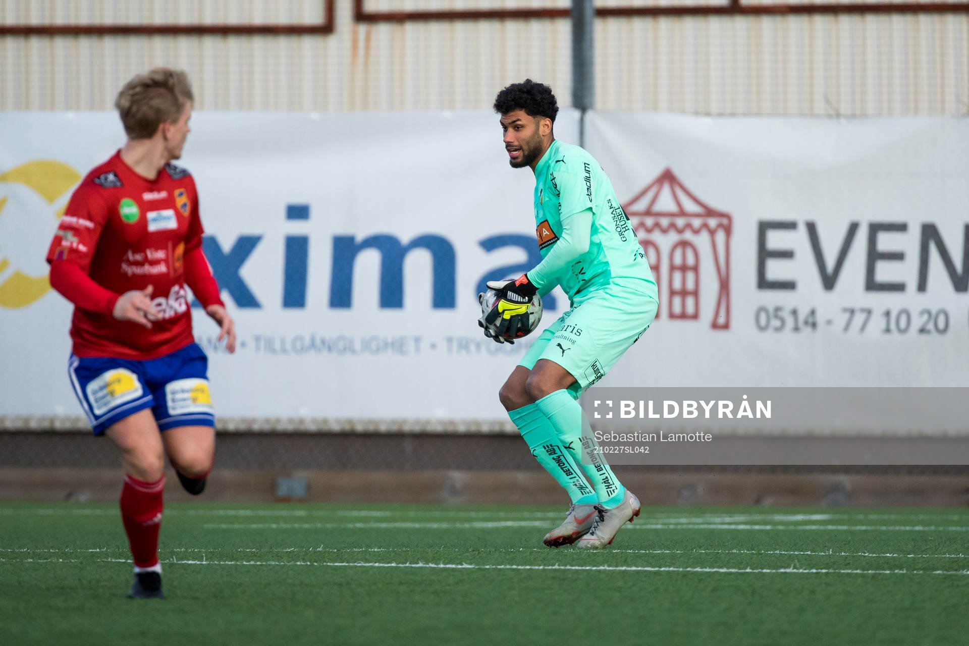 Häckens målvakt Jonathan Ursin Rasheed