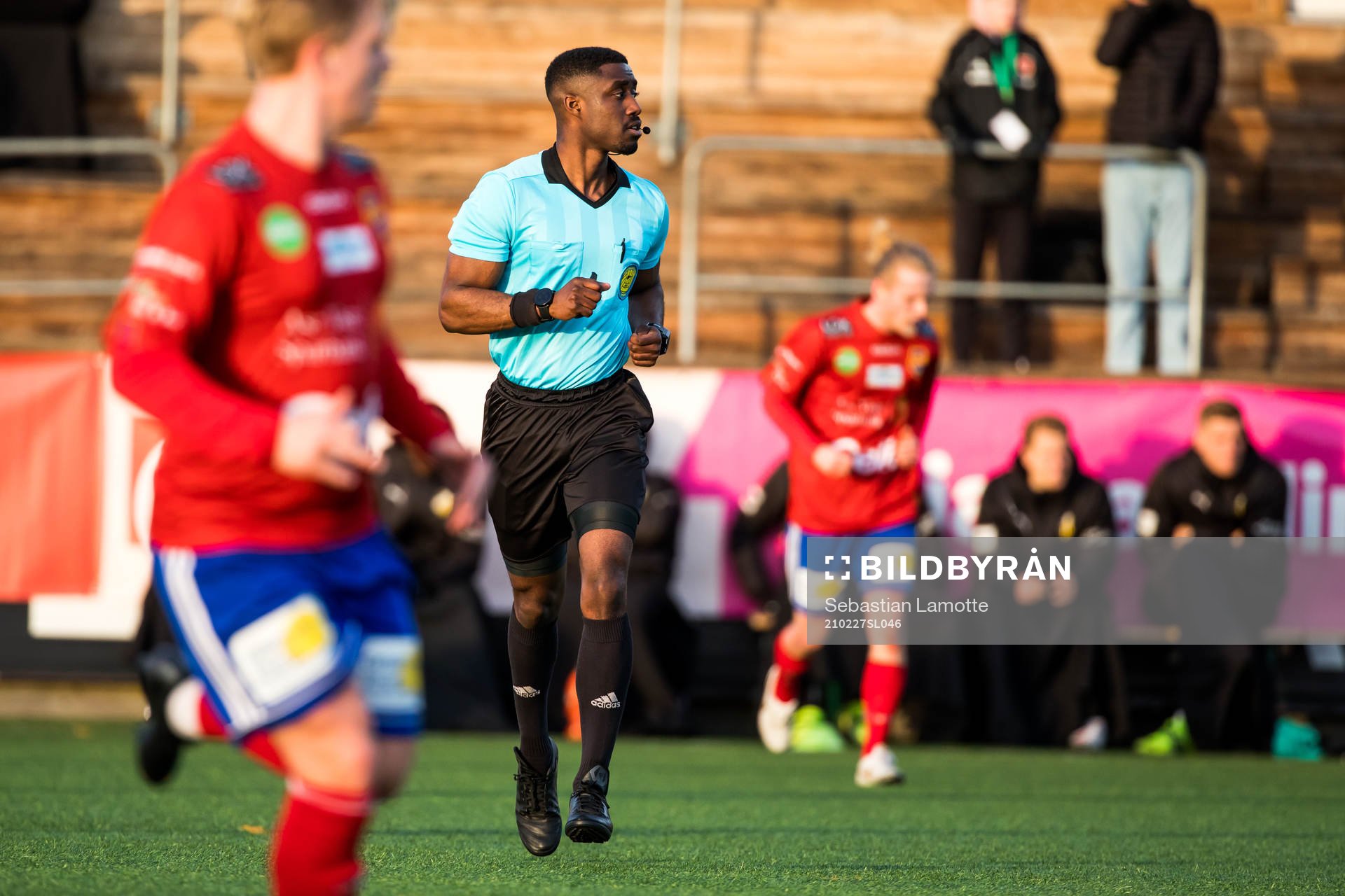Domare Fredrik Oppong