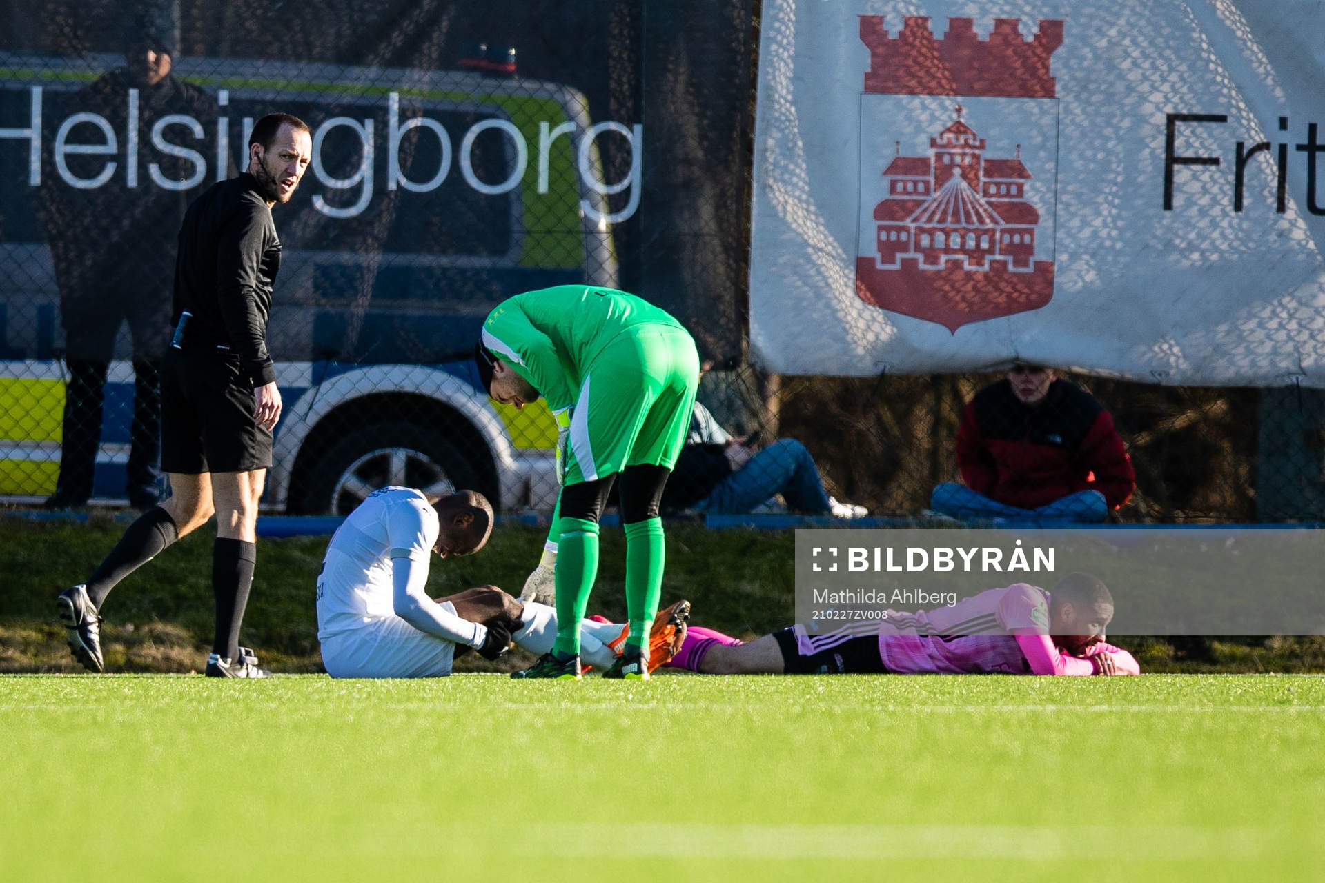 Helsingborgs Ravy Tsouka-Dozi har ont