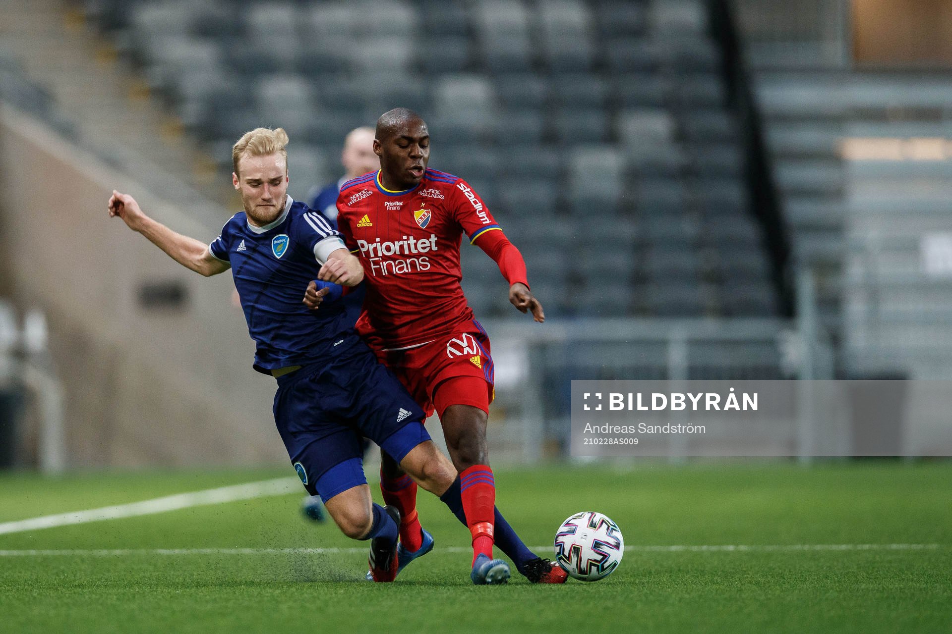 Djurgårdens Edward Chilufya och Umeås Jens Stigedahl