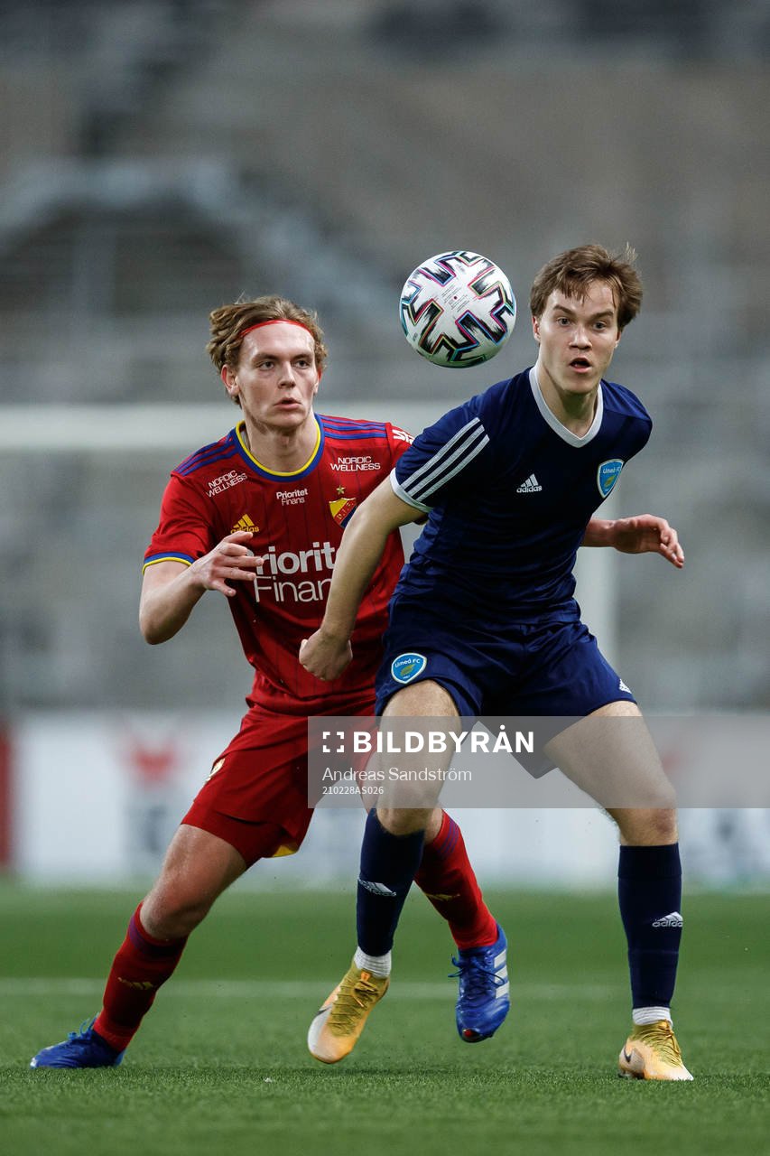 Djurgårdens Melker Jonsson och Umeås Adam Sandström
