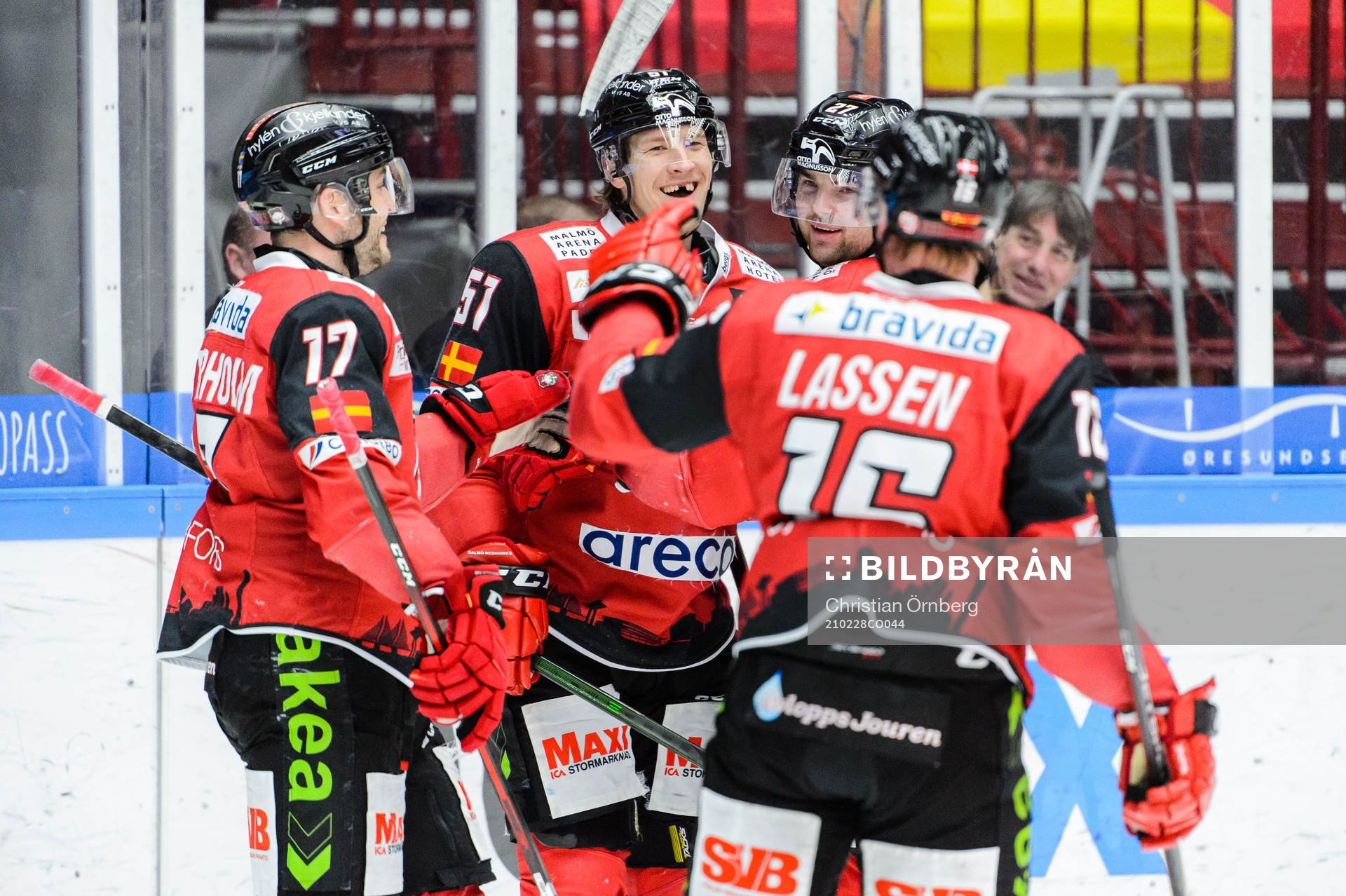Malmö Redhawks Emil Sylvegård jublar