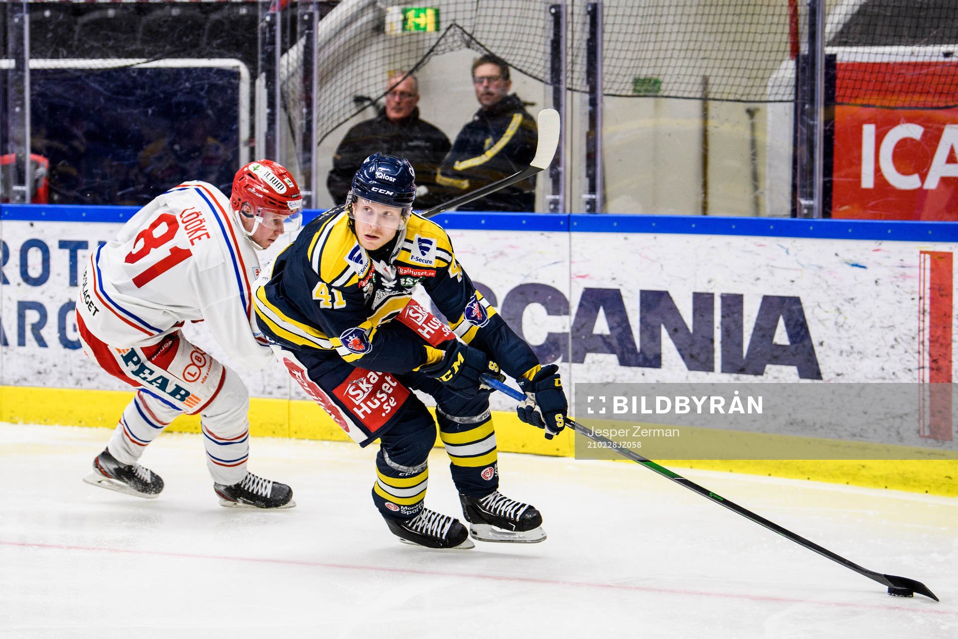Timrås Jens Lööke och Södertäljes Alexander Falk