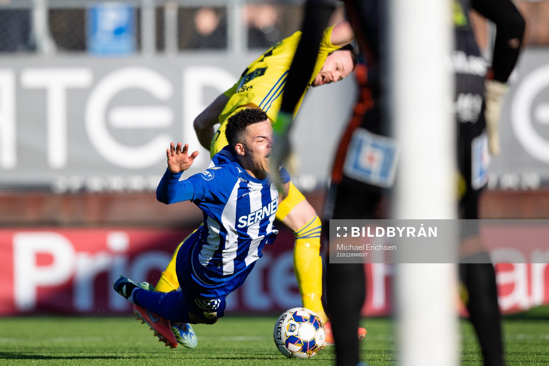 IFK Göteborg Alexander Jallow faller