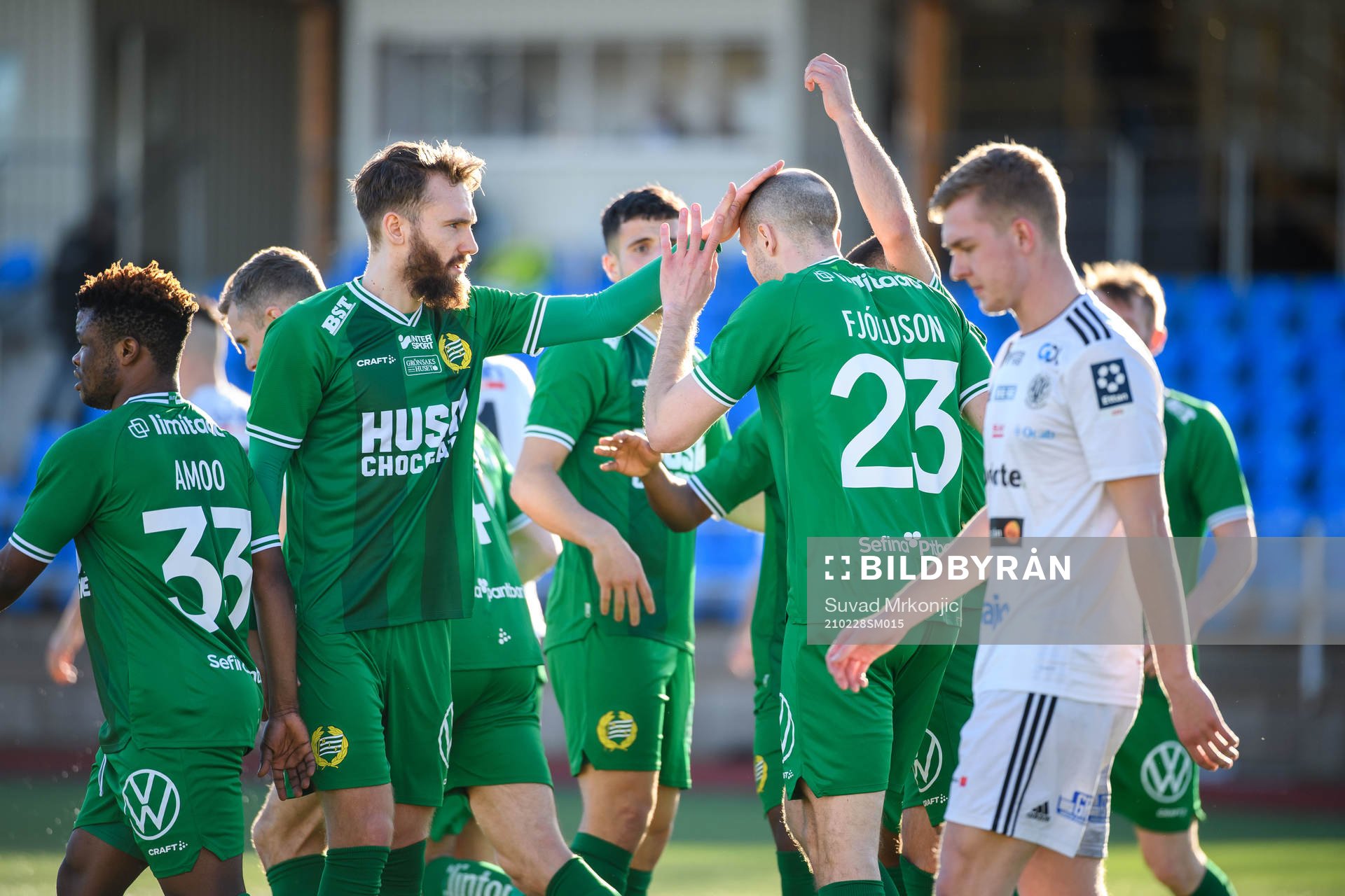 Hammarbys Jon Gudni Fjoluson jublar med Simon Sandberg