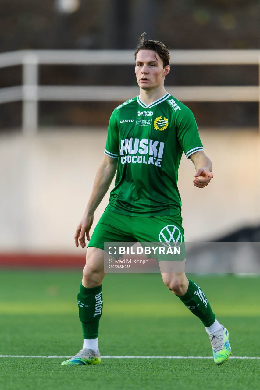 Hammarbys Axel Sjöberg under fotbollsmatchen i Svenska Cupen mellan Oskarshamn och Hammarby den 28 februari 2021 i Oskarshamn. 
