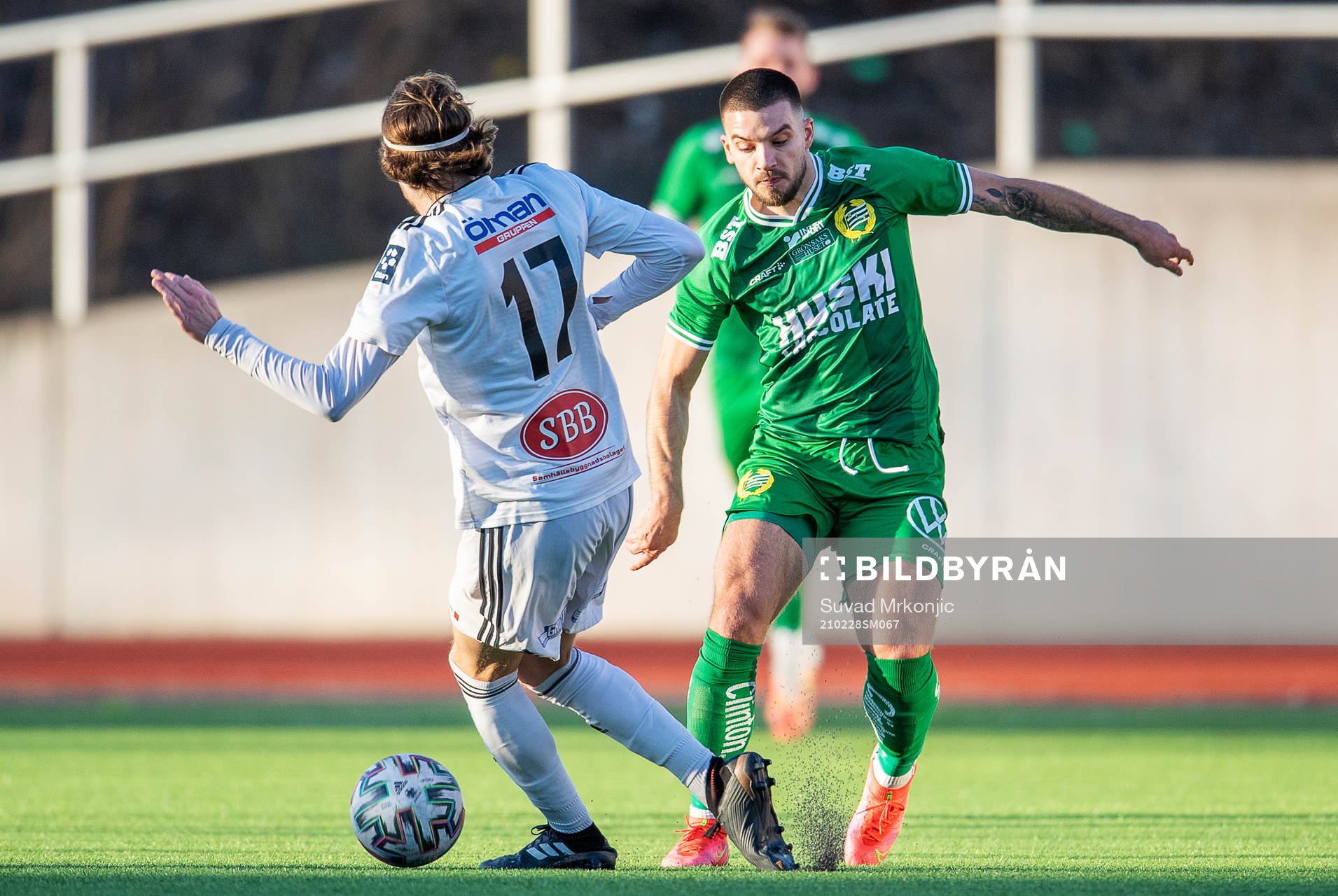 Oskarshamns Olle Lindqvist och Hammarbys Vladimir Rodic