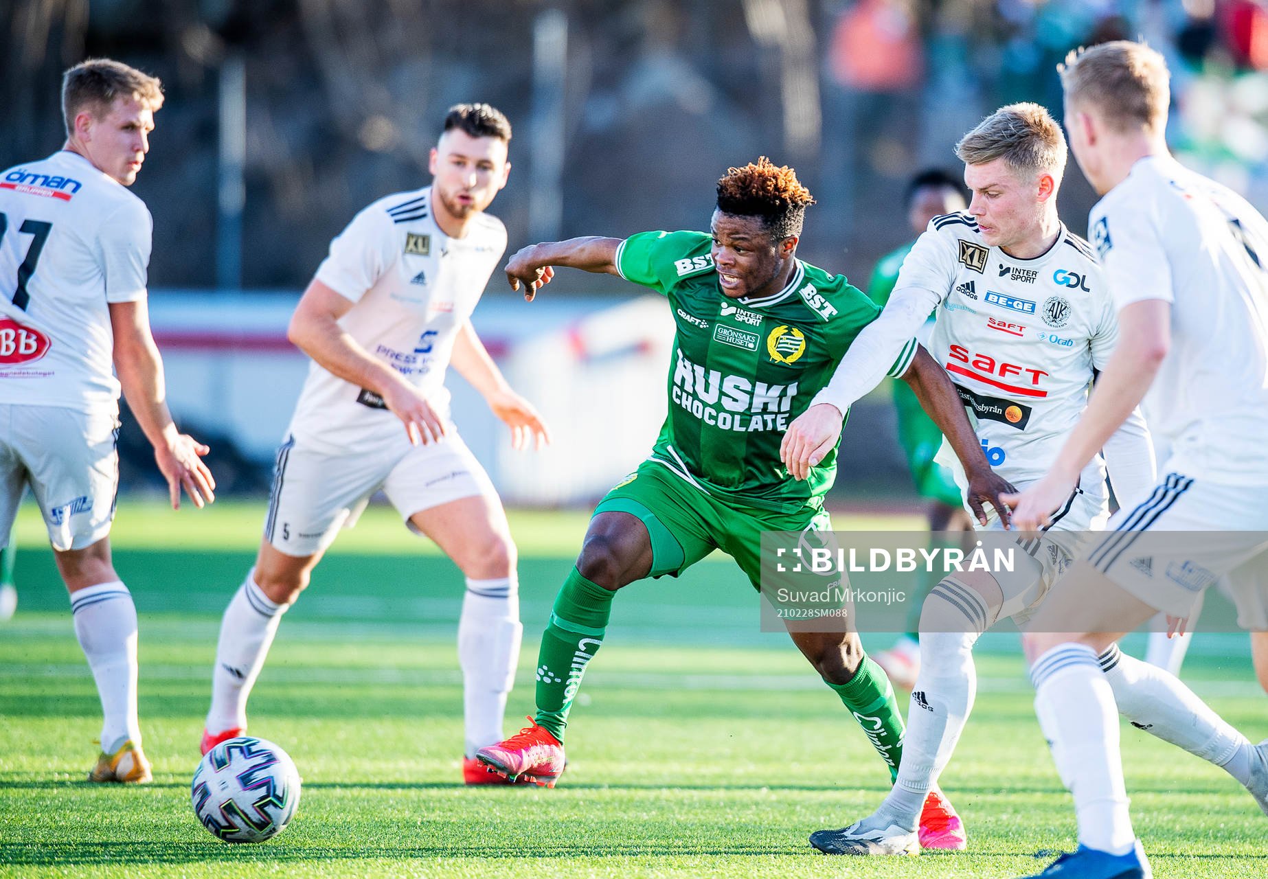 Hammarbys Akinkunmi Amoo och Oskarshamns Anton Agebjörn
