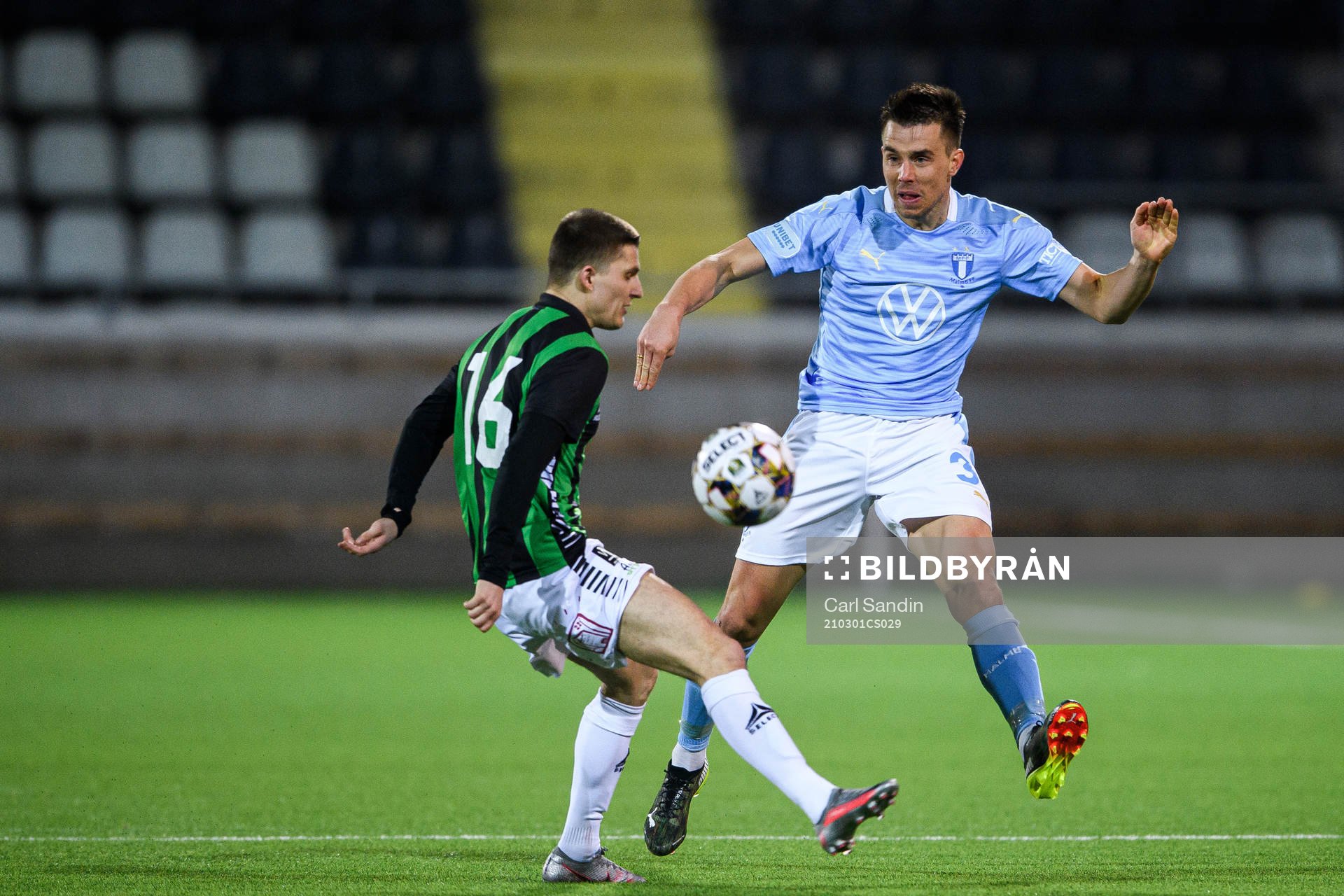 GAIS Johan Andersson och Malmö FFs Jonas Knudsen