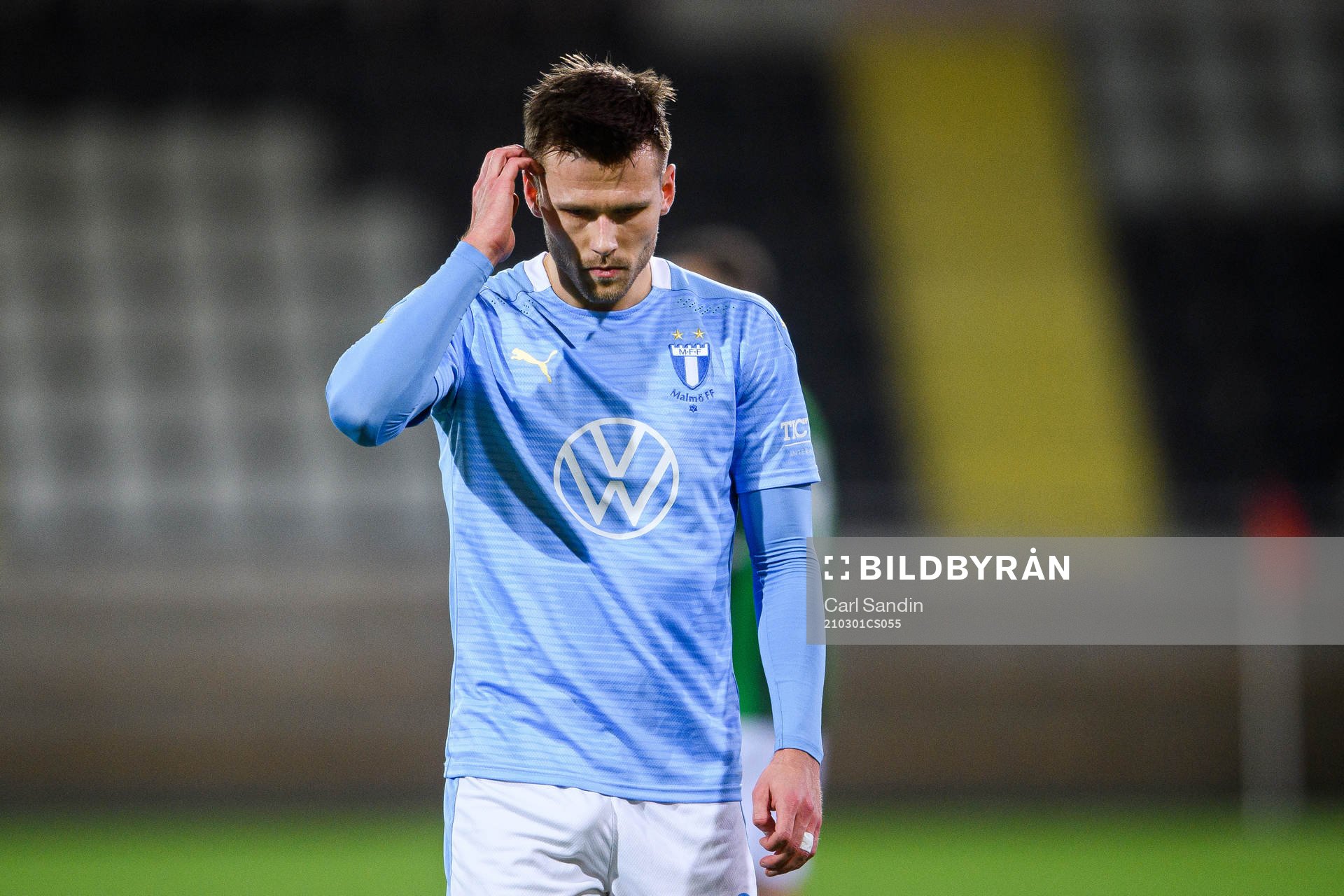 Malmö FFs Arnór Traustason deppar
