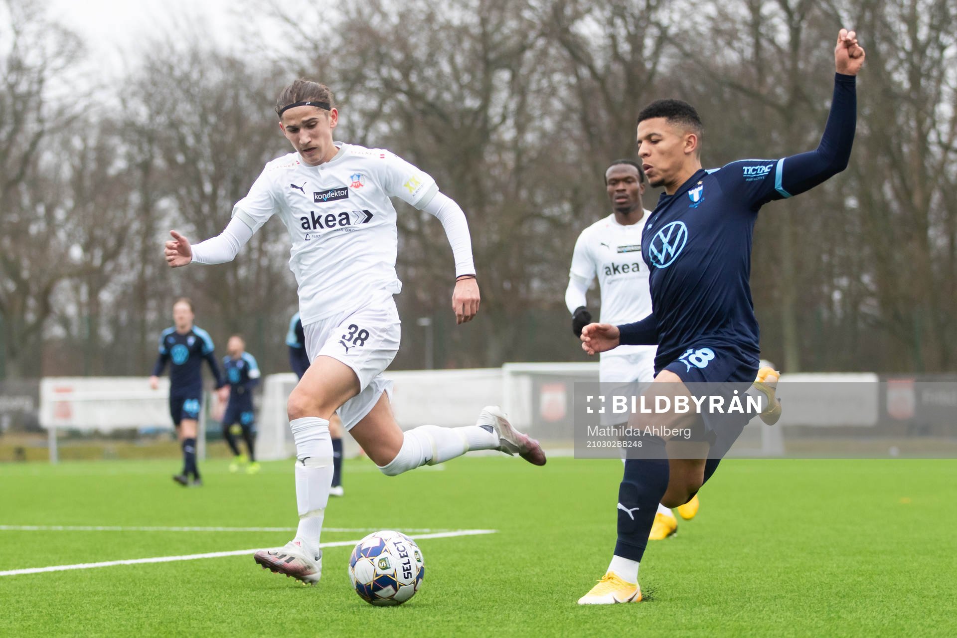 Helsingborgs Ervin Gigovic och Malmö FFs Romain Gall
