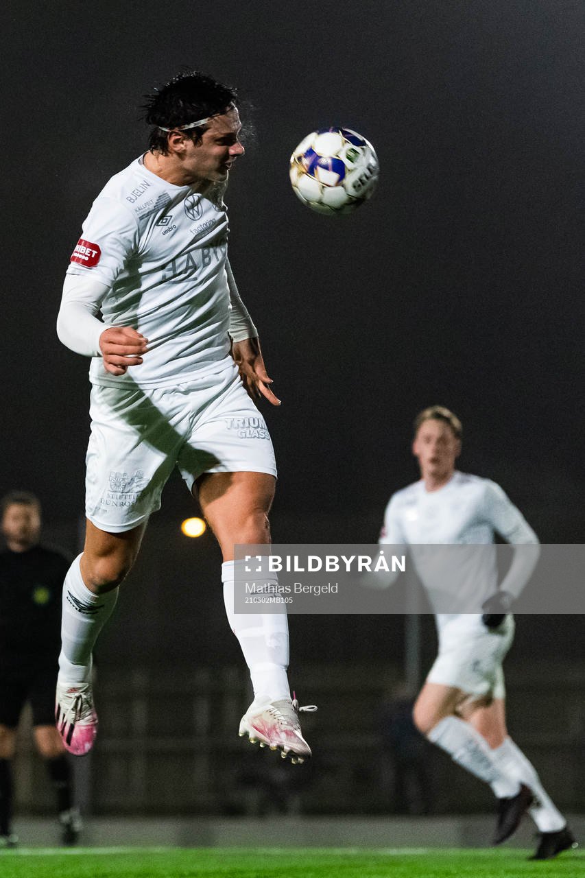 Örgrytes Kevin Ackermann under träningsmatchen i fotboll mellan Örgryte och Lindome den 2 mars 2021 i Göteborg. 