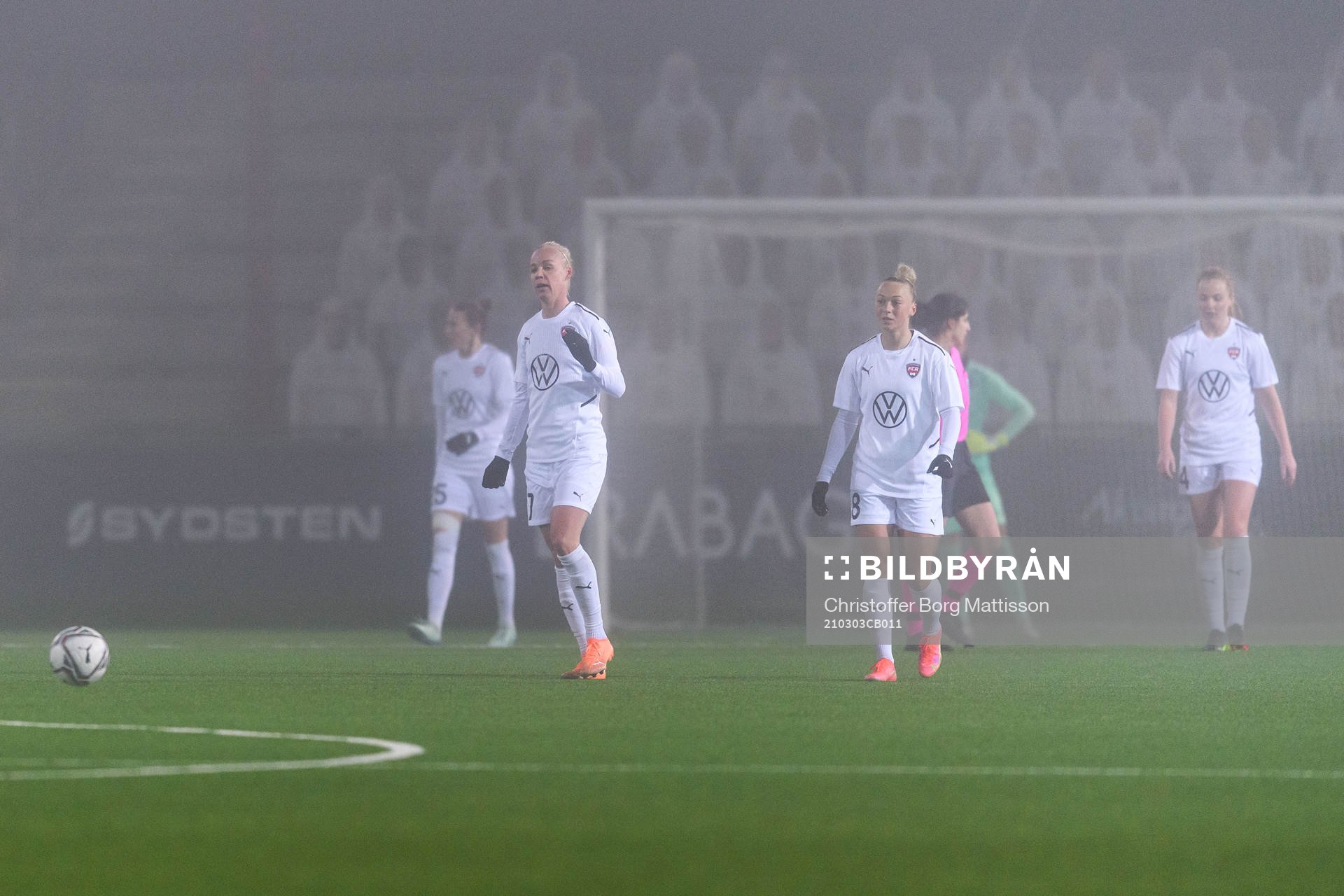 Caroline Seger of Rosengård look dejected