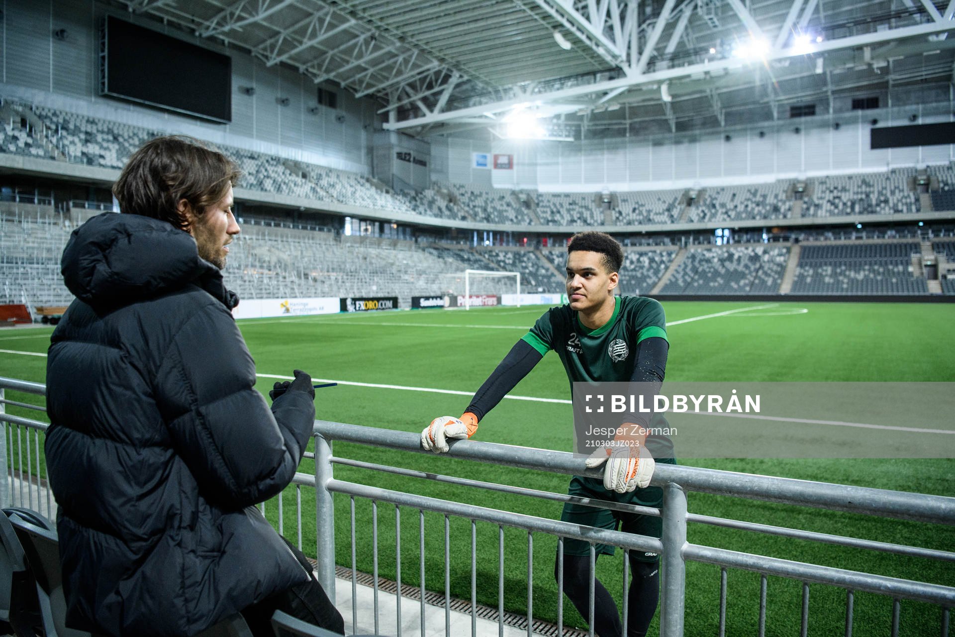 Hammarbys målvakt Oliver Dovin