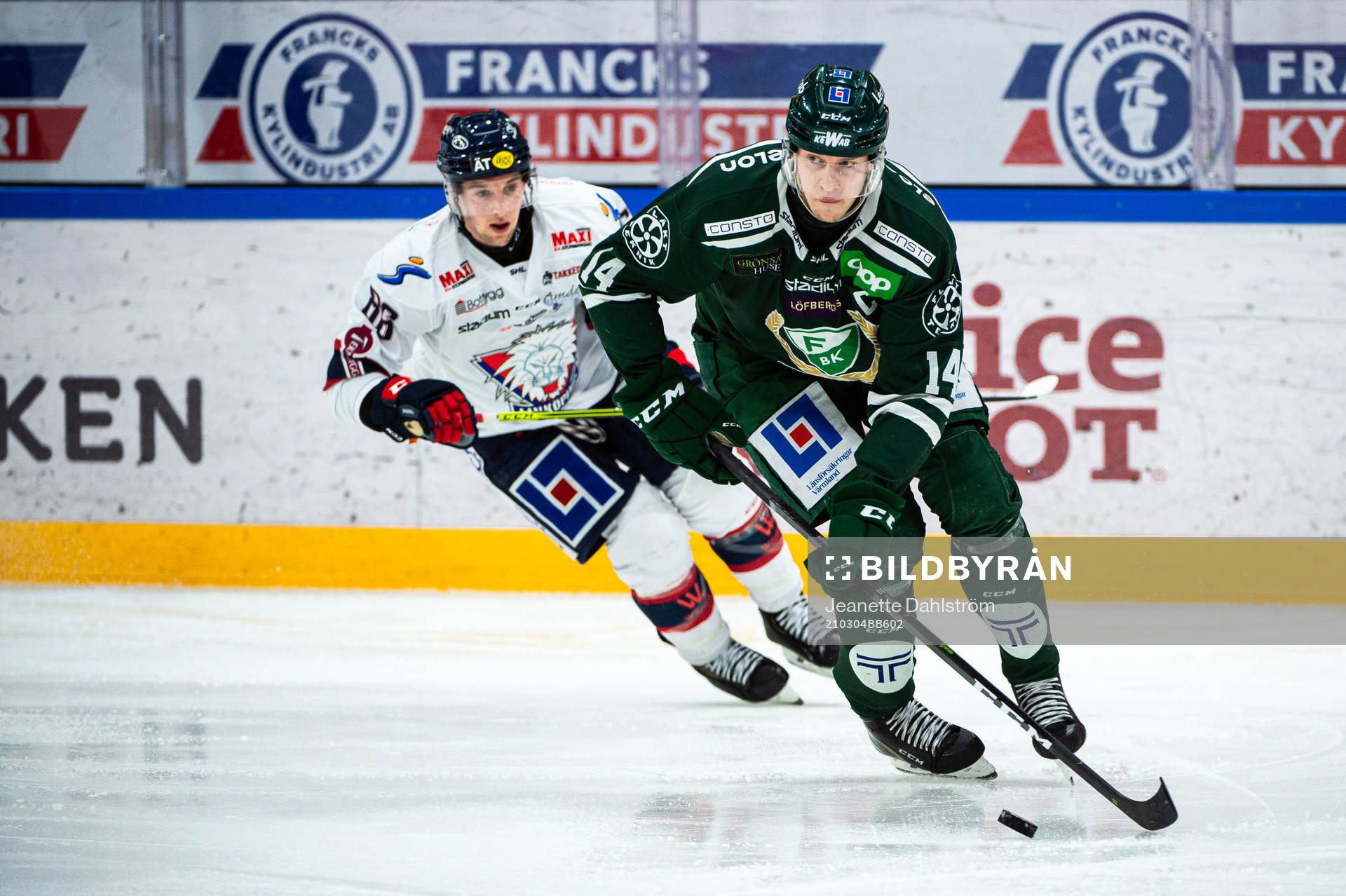 Linköpings Tyler Morley och Färjestads Victor Ejdsell