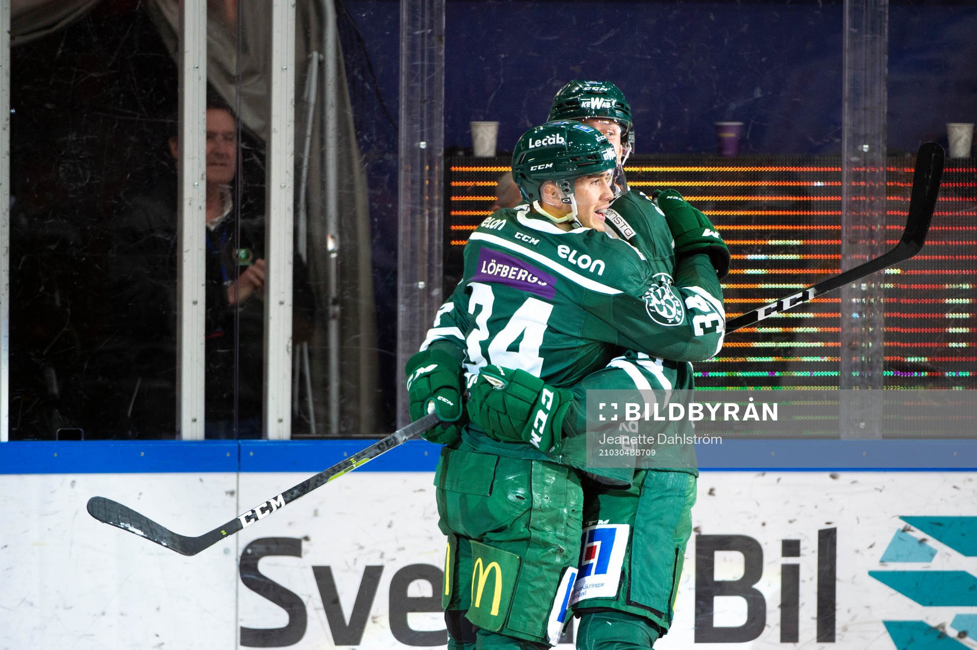 Färjestads Michael Lindqvist jublar