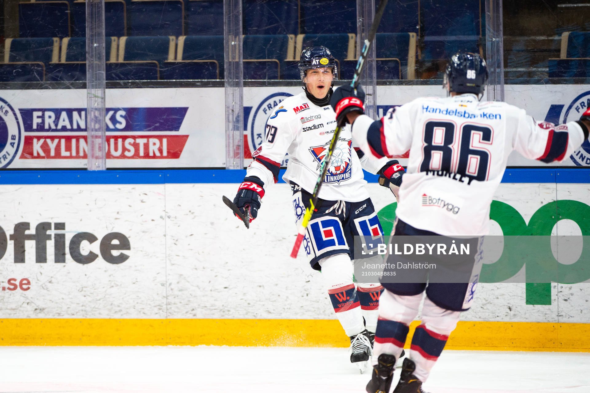 Linköpings Patrik Lundh jublar