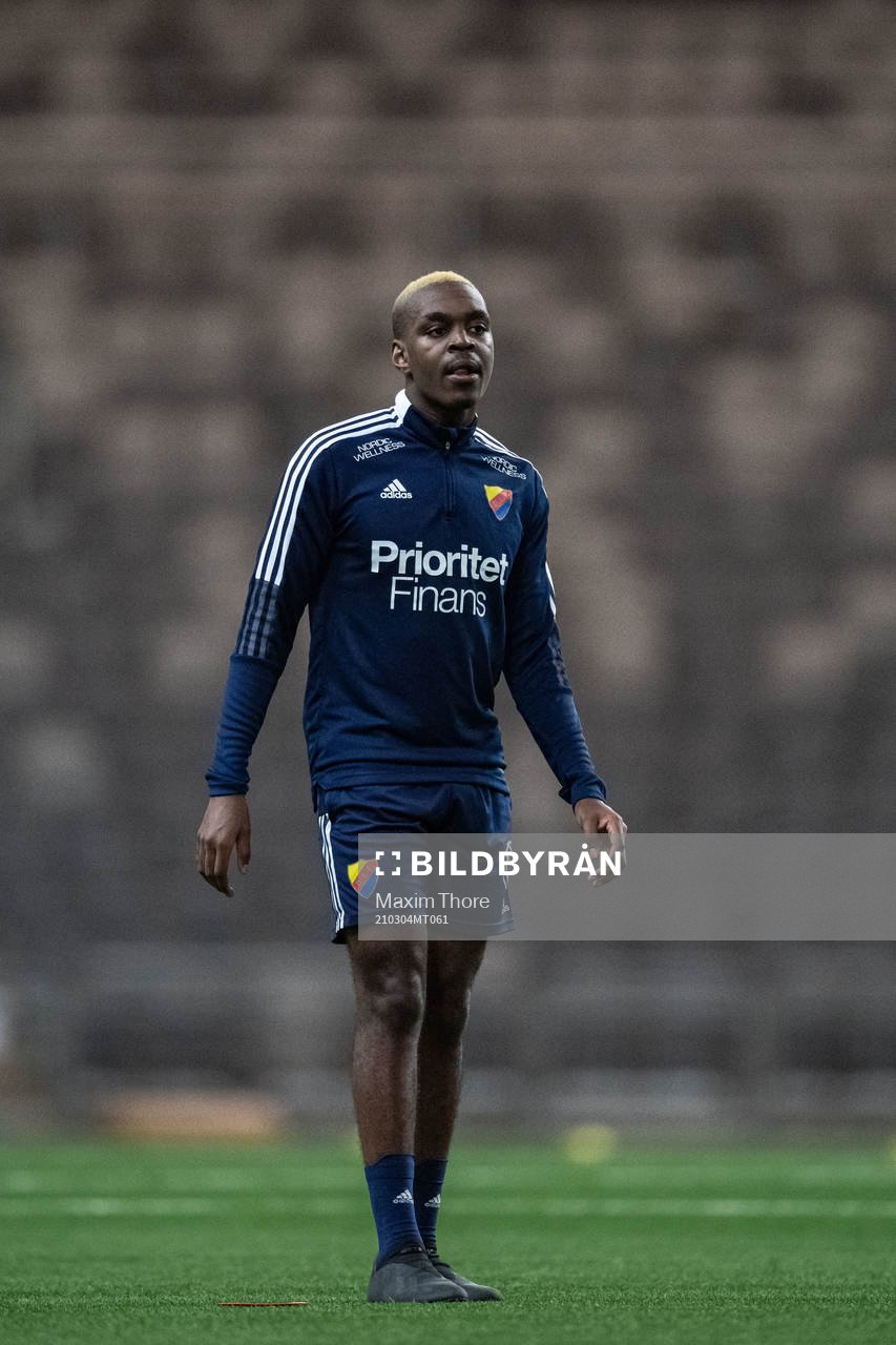 Joel Asoro