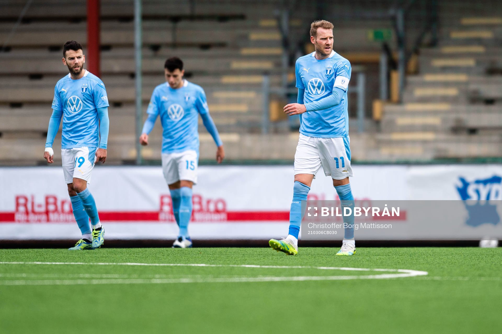 Malmö FFs Erdal Rakip och Ola Toivonen  deppar