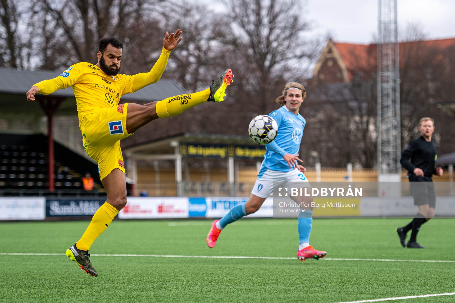 Halmstads Phil Ofosu-Ayeh