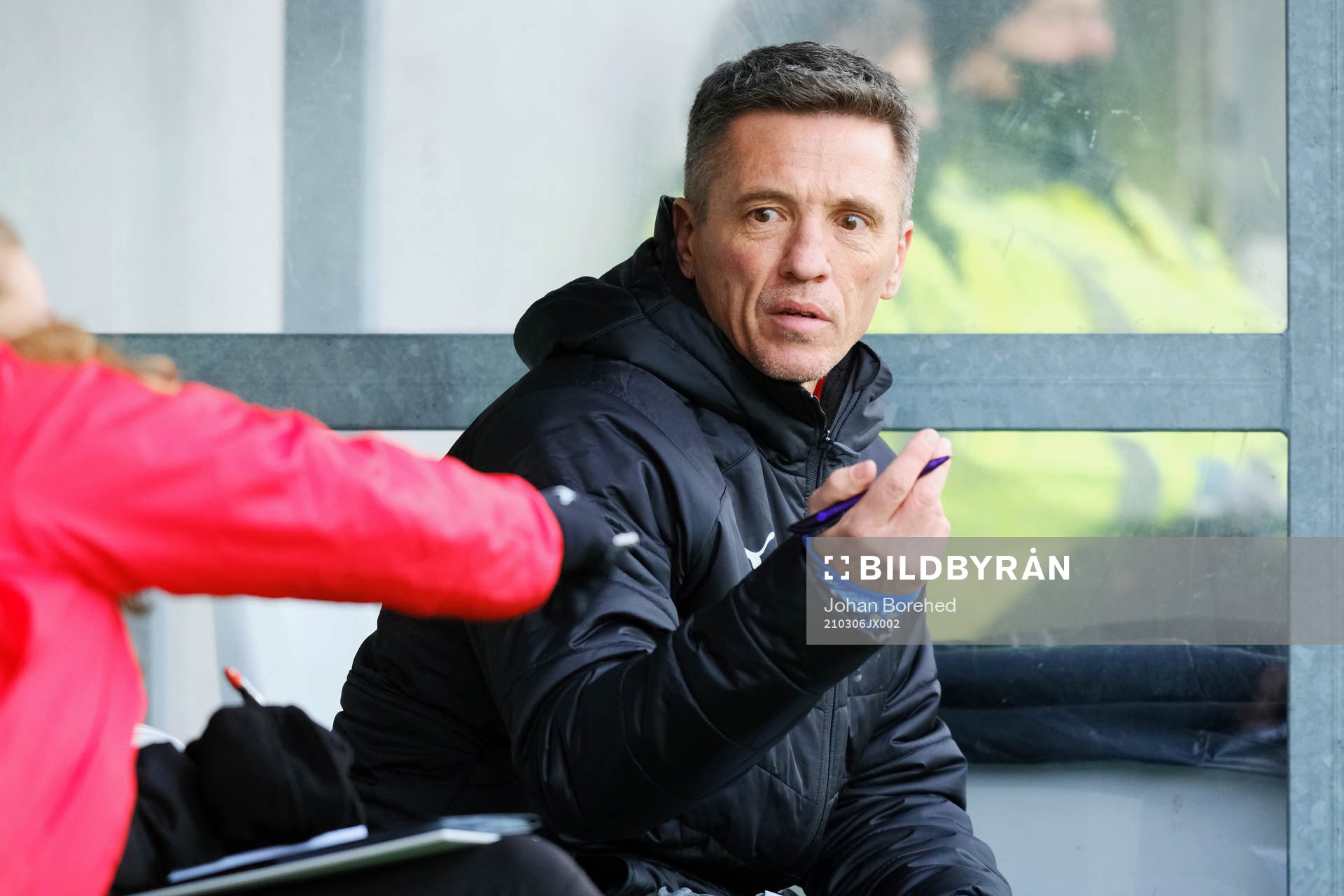 Häckens tränare Mats Gren under träningsmatchen i fotboll mellan Häcken och Vittsjö den 6 mars 2021 i Göteborg. 