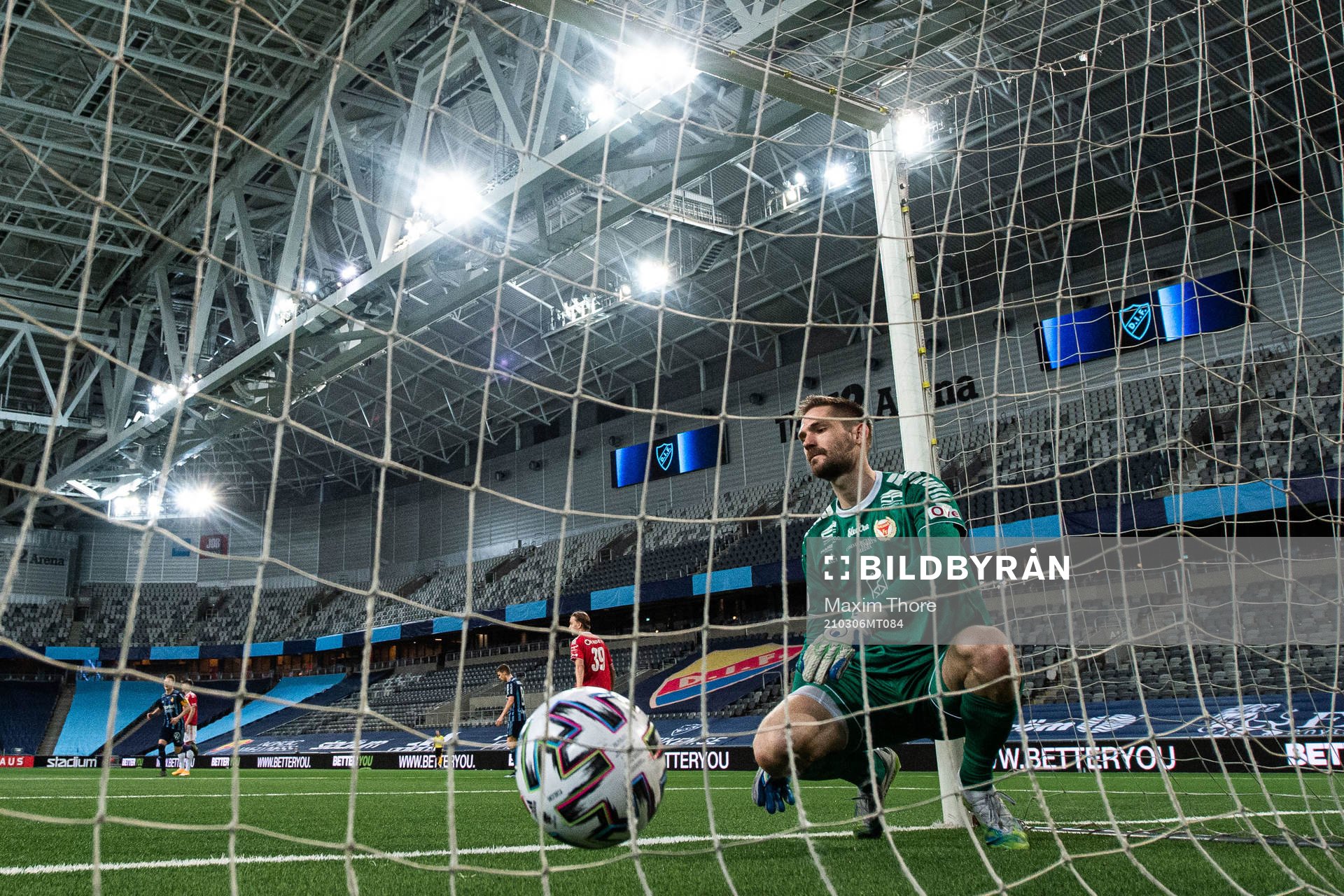Kalmars målvakt Lucas Hägg Johansson deppar