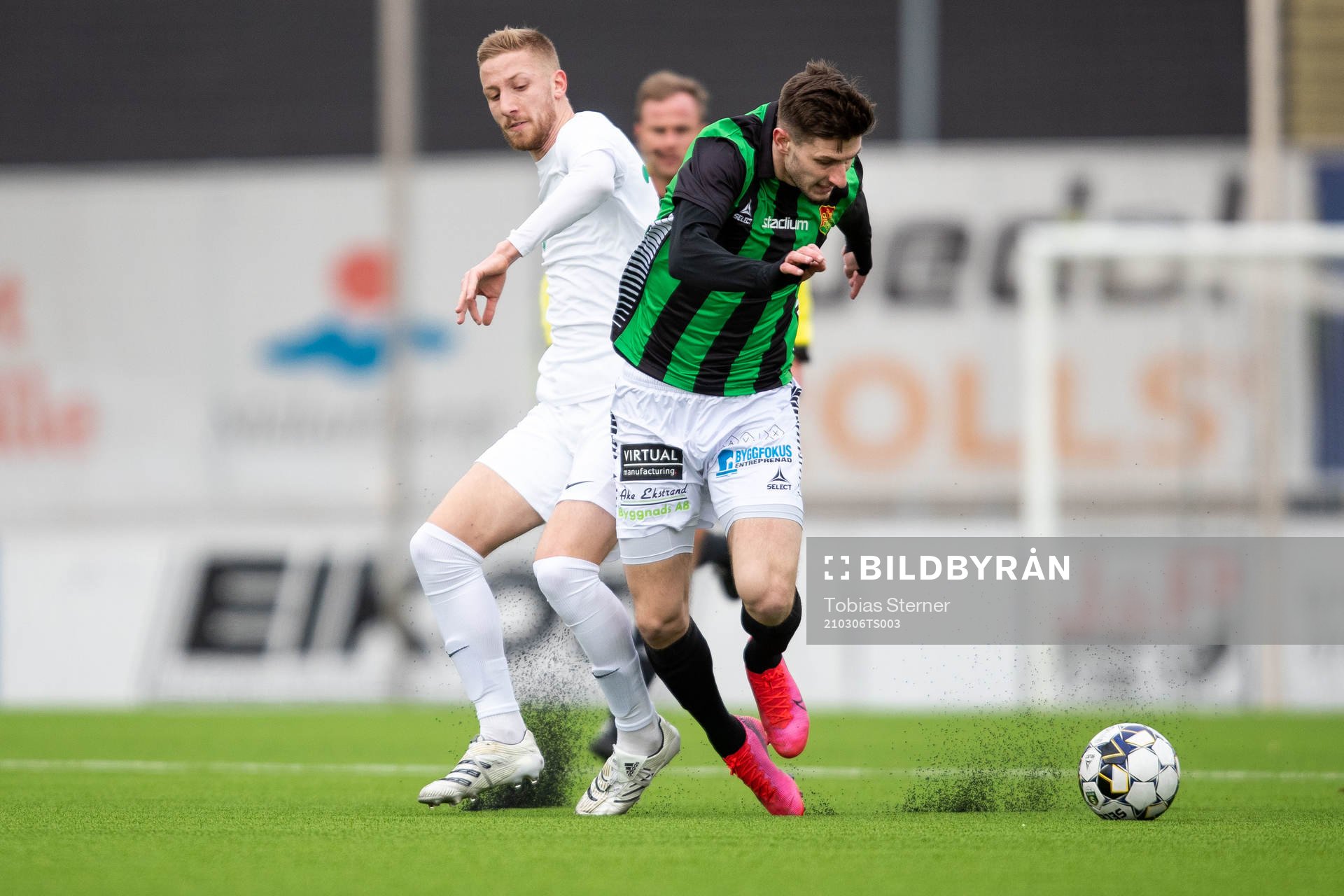 Västerås Kevin Custovic och GAIS Adnan Maric