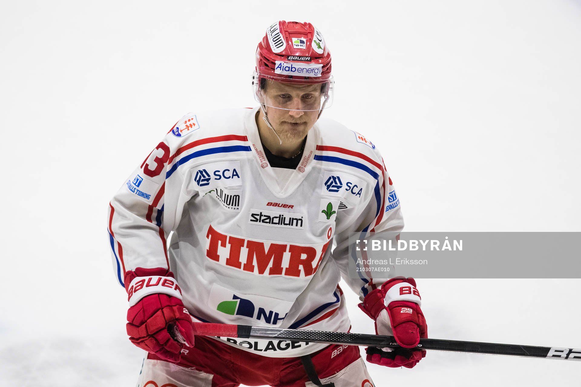 Timrås Hugo Reinhardt underuppvärmningen
