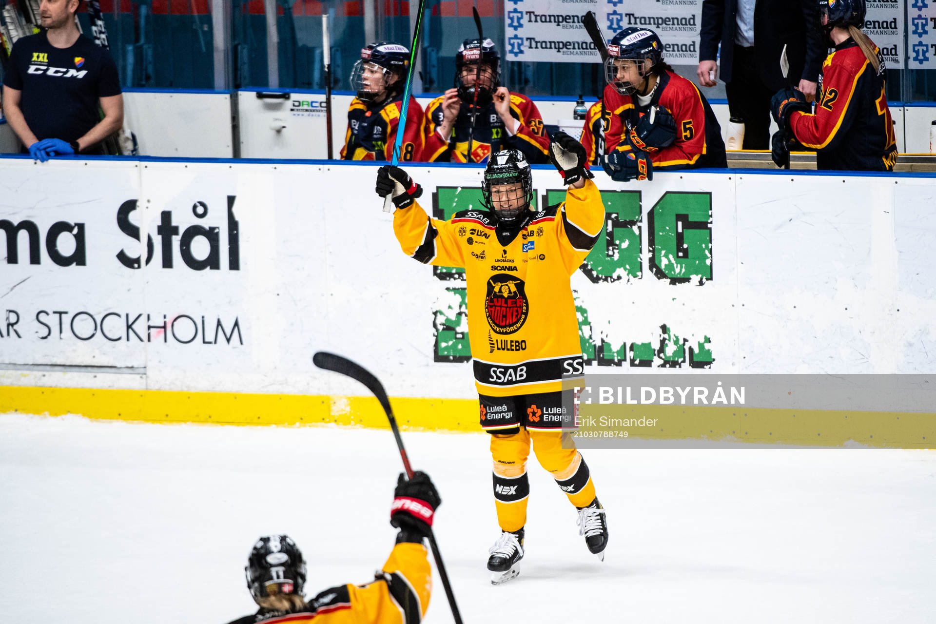 Luleås Johanna Olofsson jublar