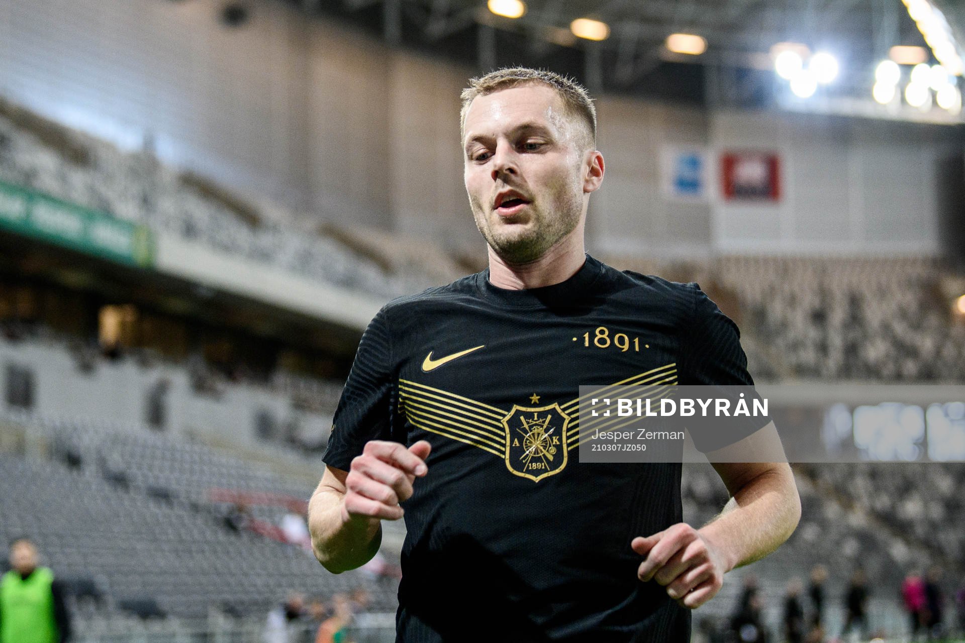 s Sebastian Larsson