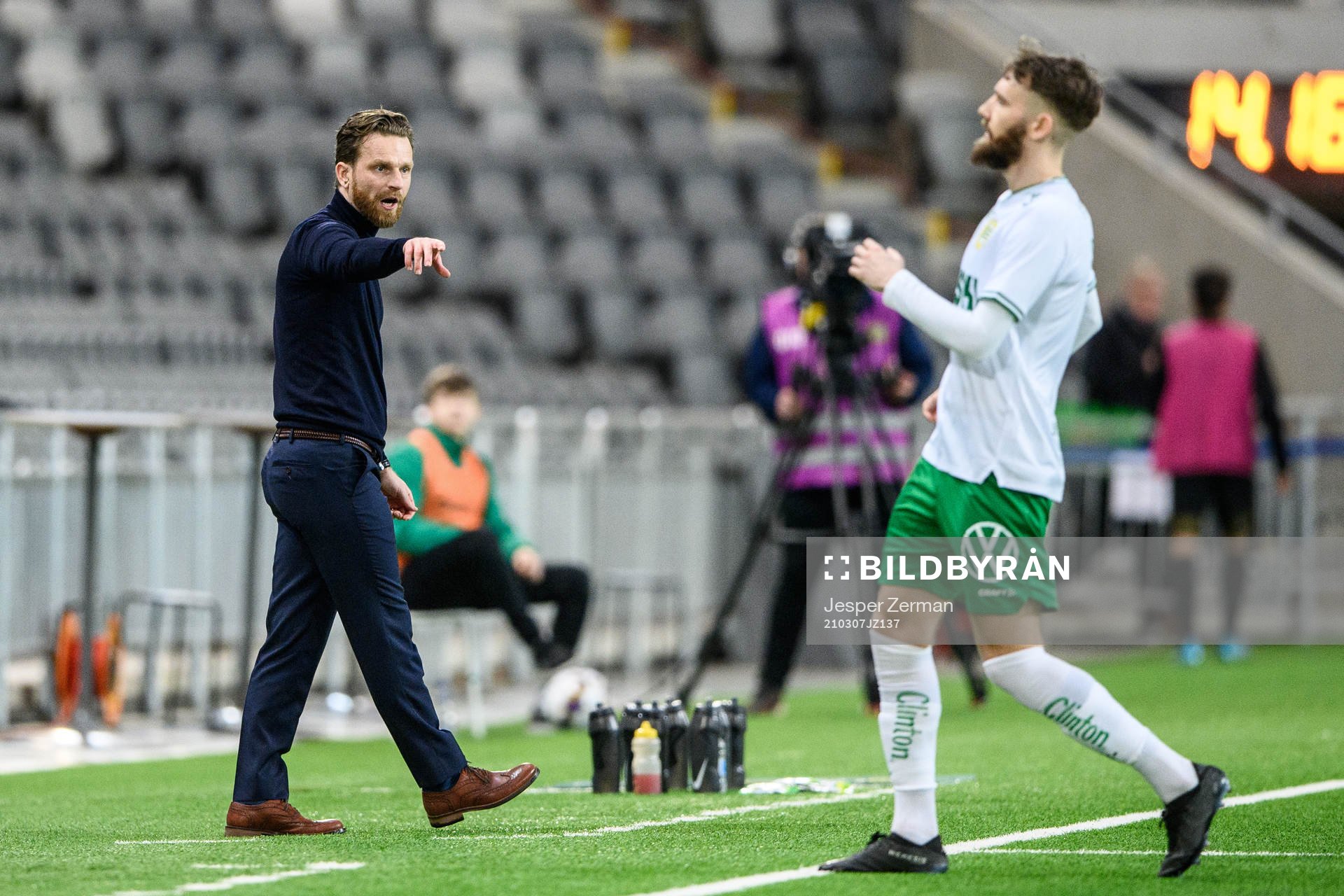 s tränare Bartosz Grzelak