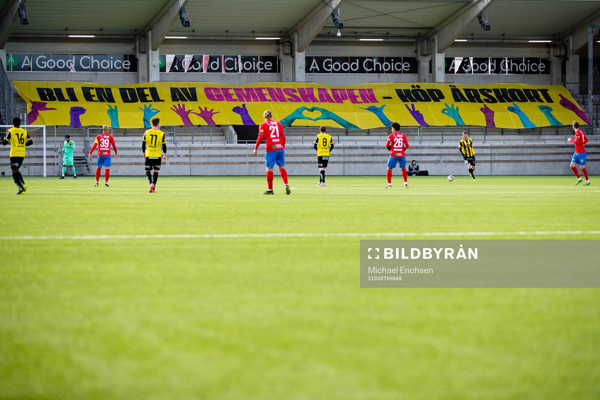 En banderoll på läktarna