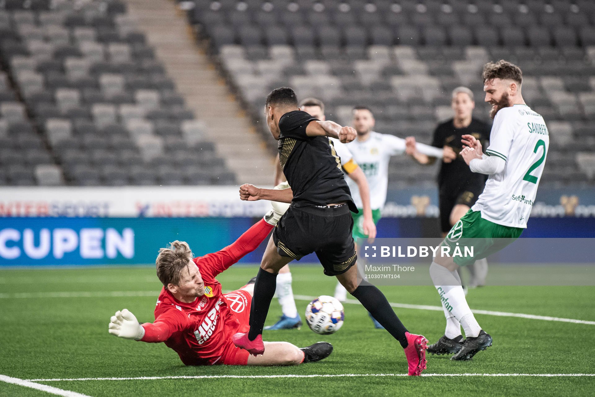 Hammarbys målvakt David Ousted