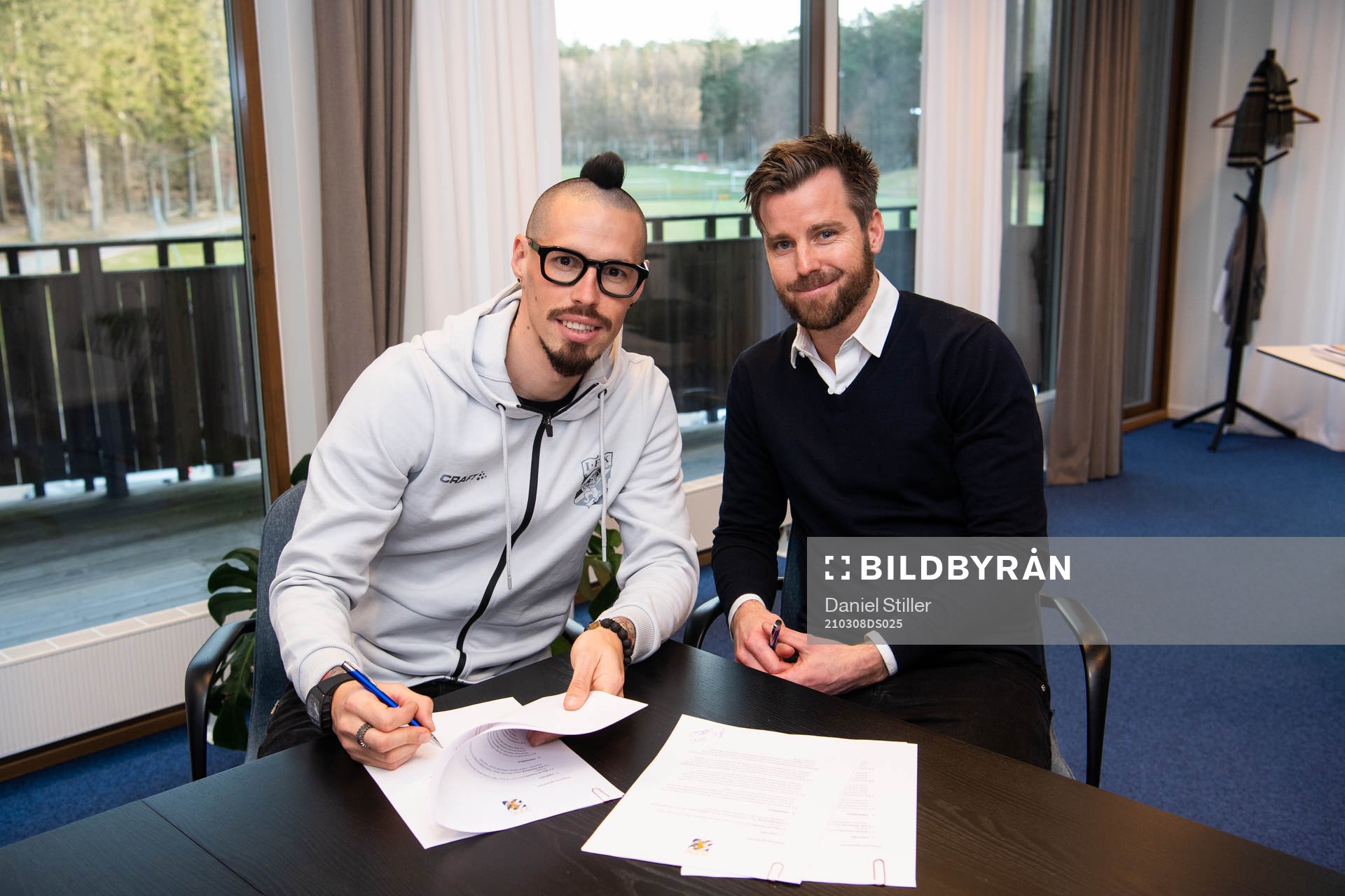 Marek Hamsik signerar kontrakt med IFK Göteborgs sportchef