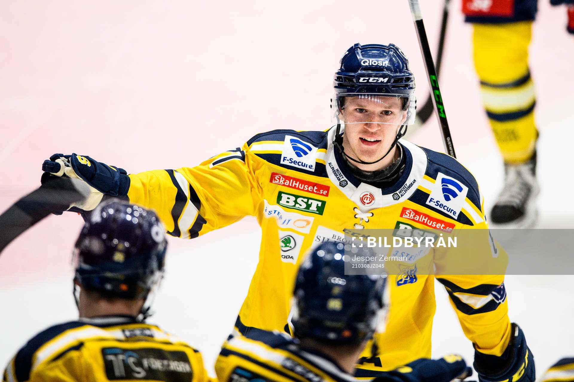Södertäljes Hugo Gustafsson jublar