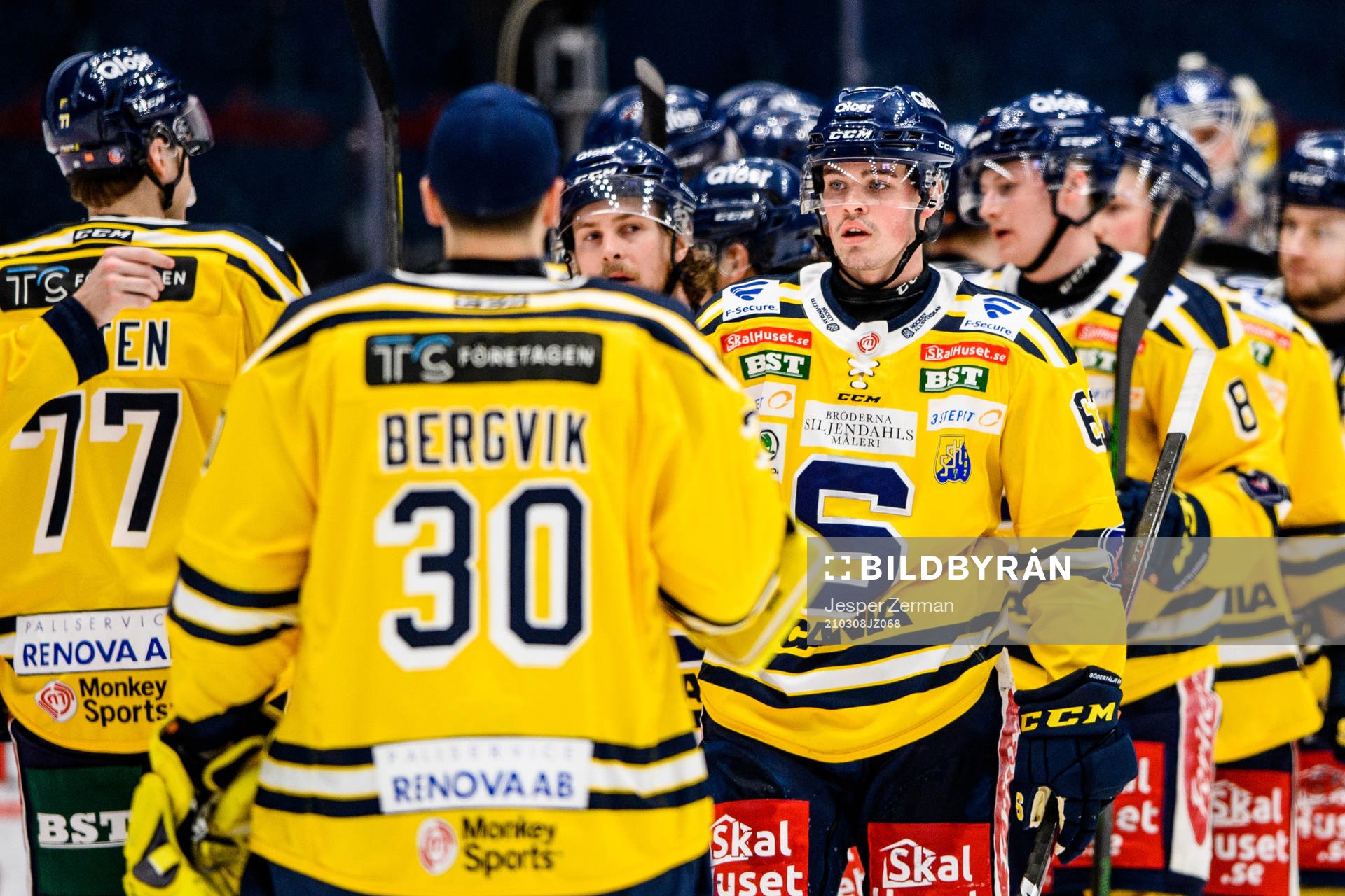 Södertäljes Axel Andersson jublar
