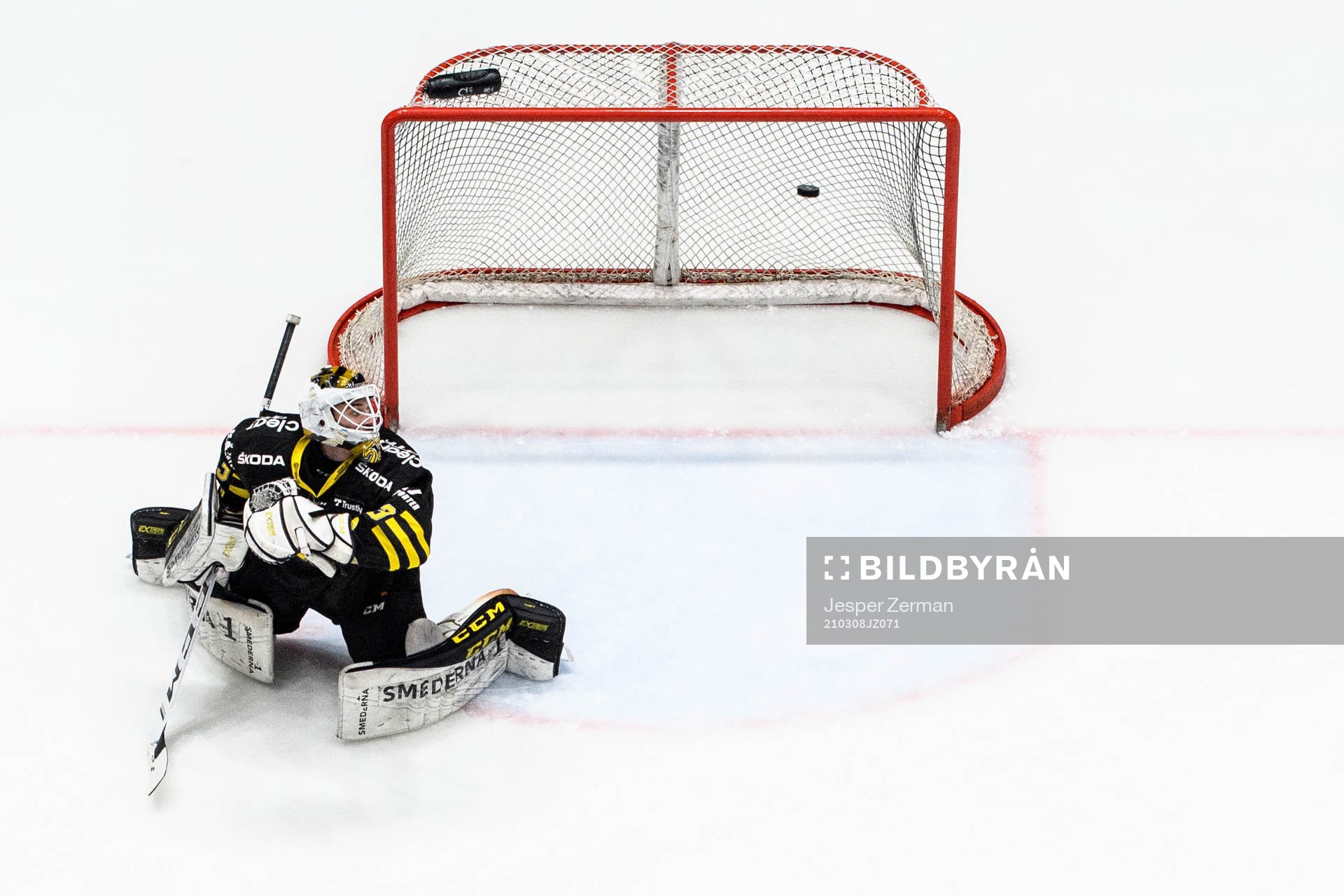 s målvakt Claes Endre släpper in 1-0