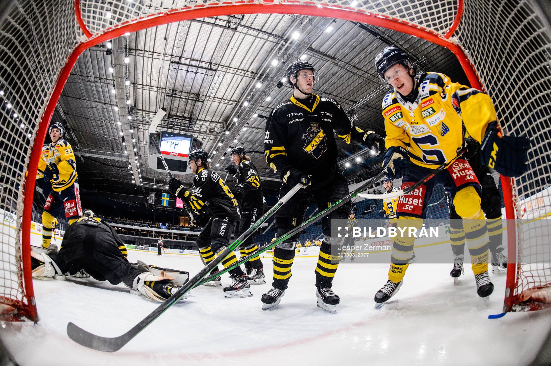s Jacob Svensson och Södertäljes Hugo Gustafsson