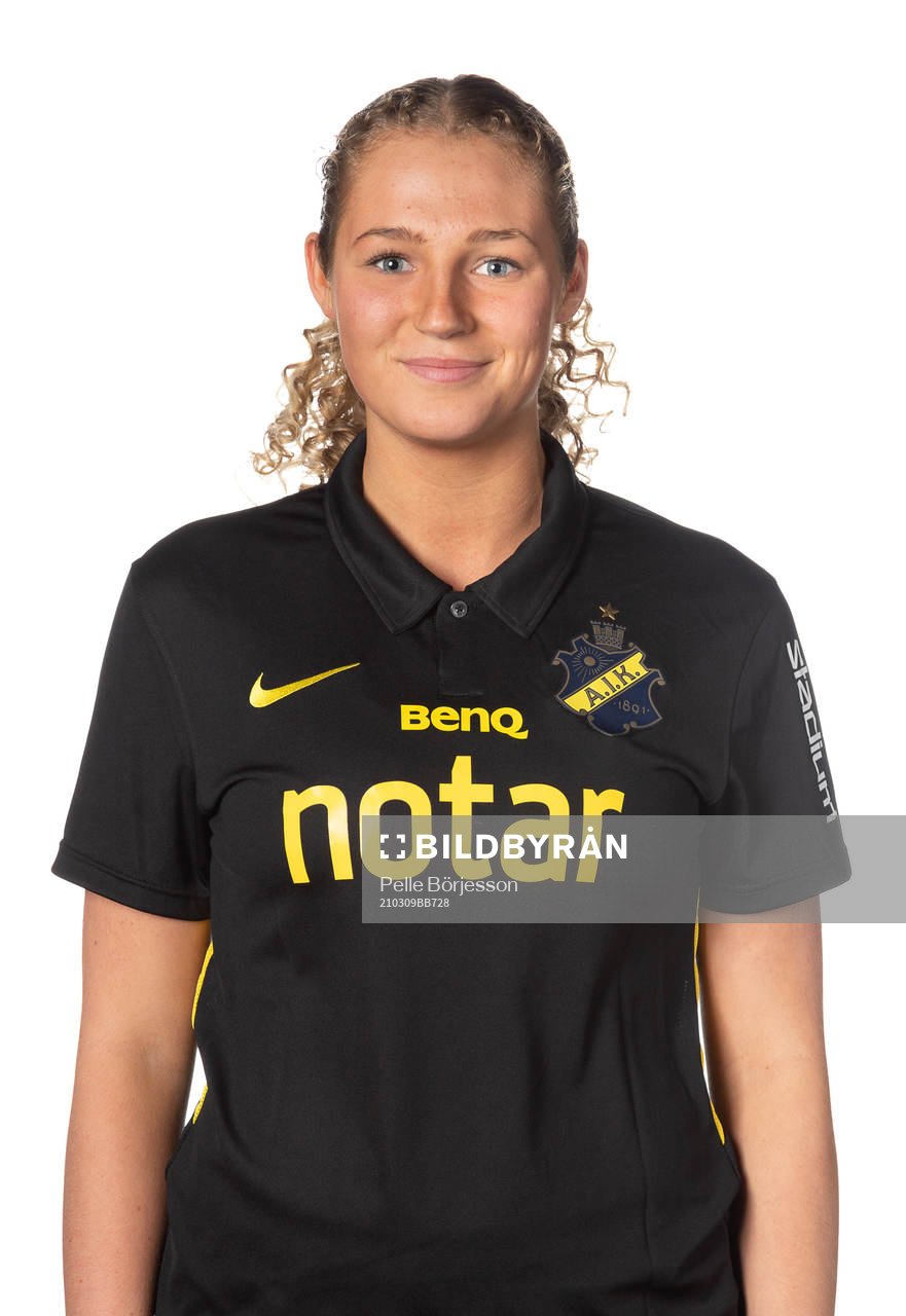 s Julia Laukström