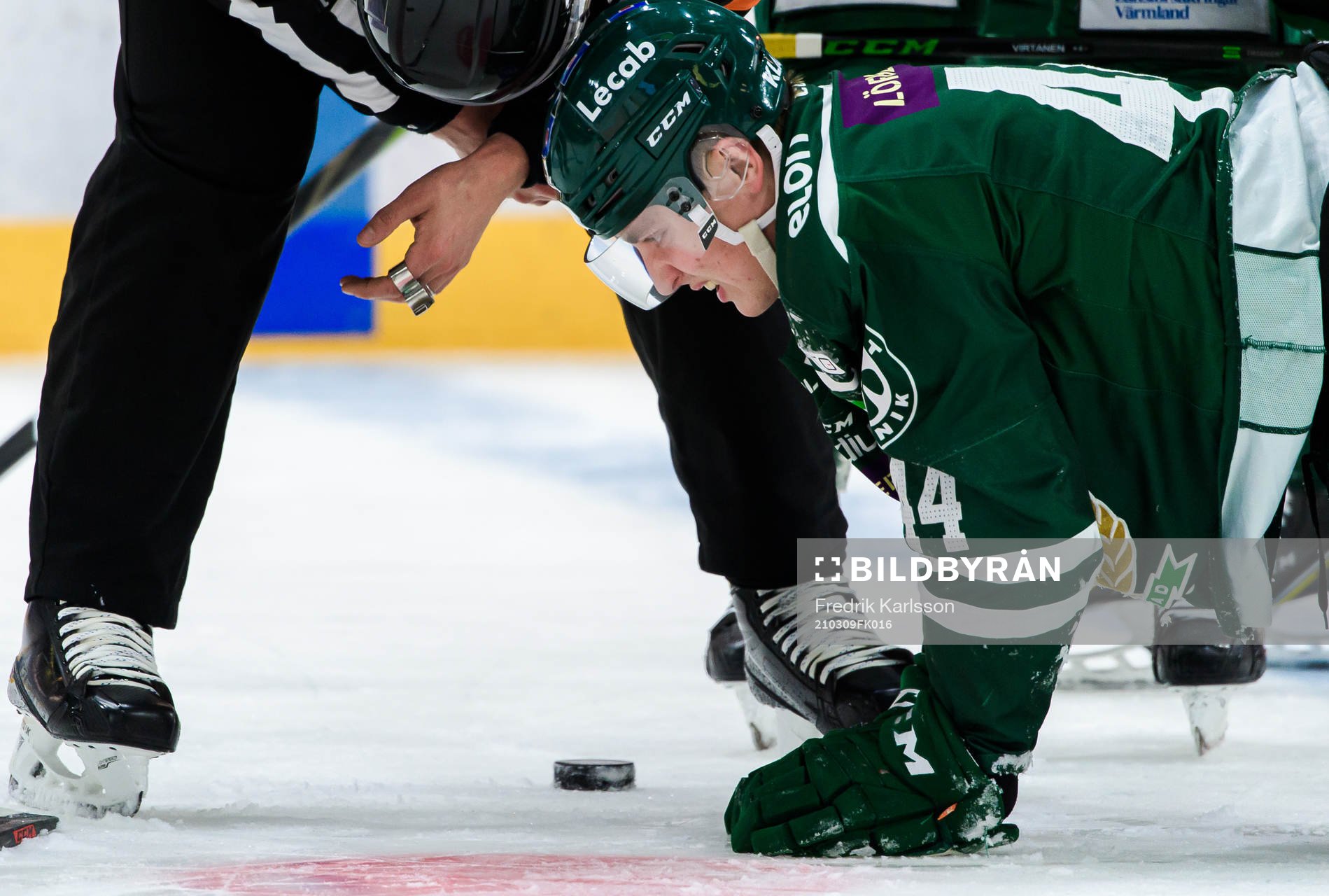 Färjestads Jacob Peterson har ont