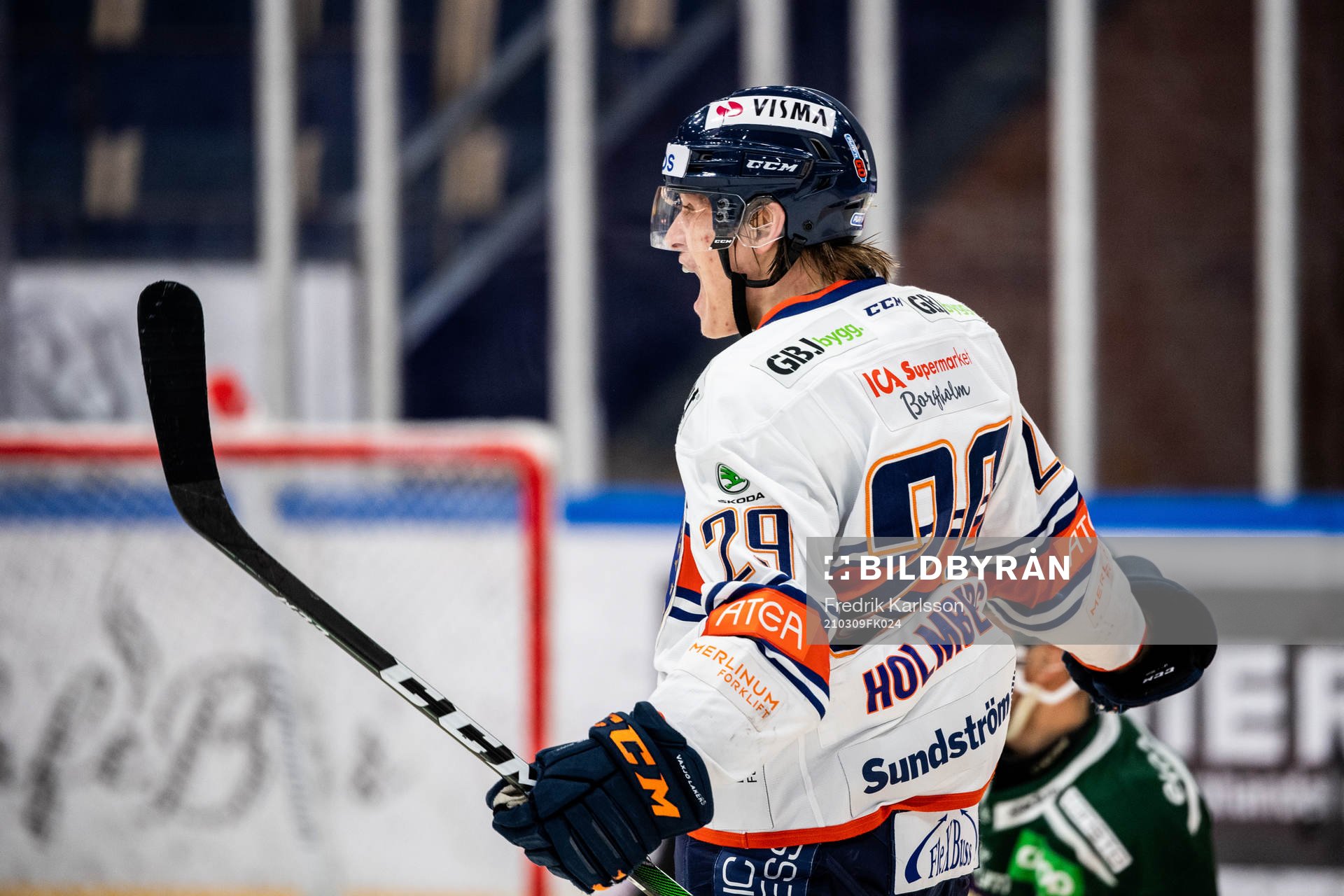Växjös Pontus Holmberg jublar