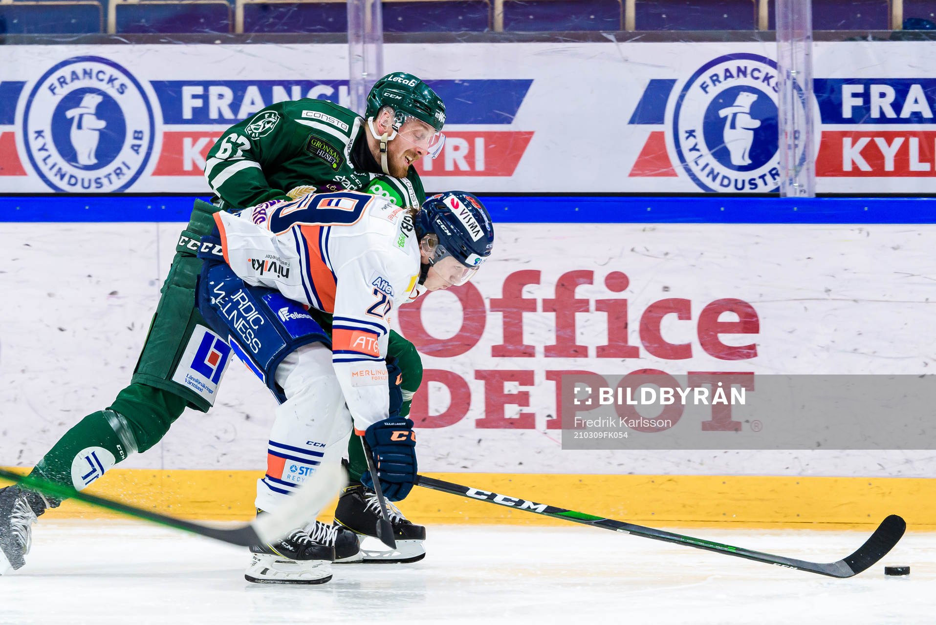 Färjestads Pontus Widerström och Växjös Pontus Holmberg
