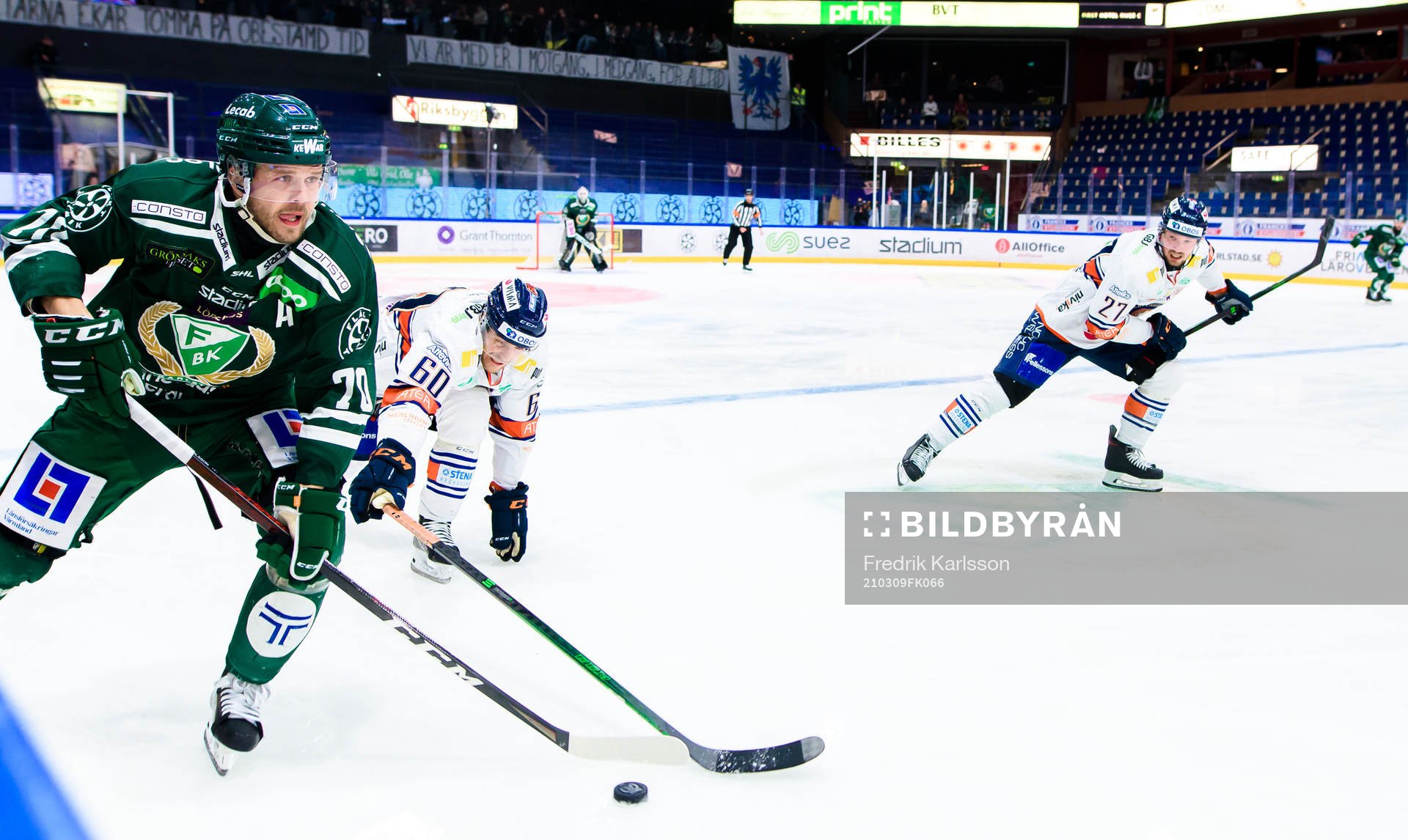 Färjestads Jacob Nilsson och Växjös Erik Josefsson och