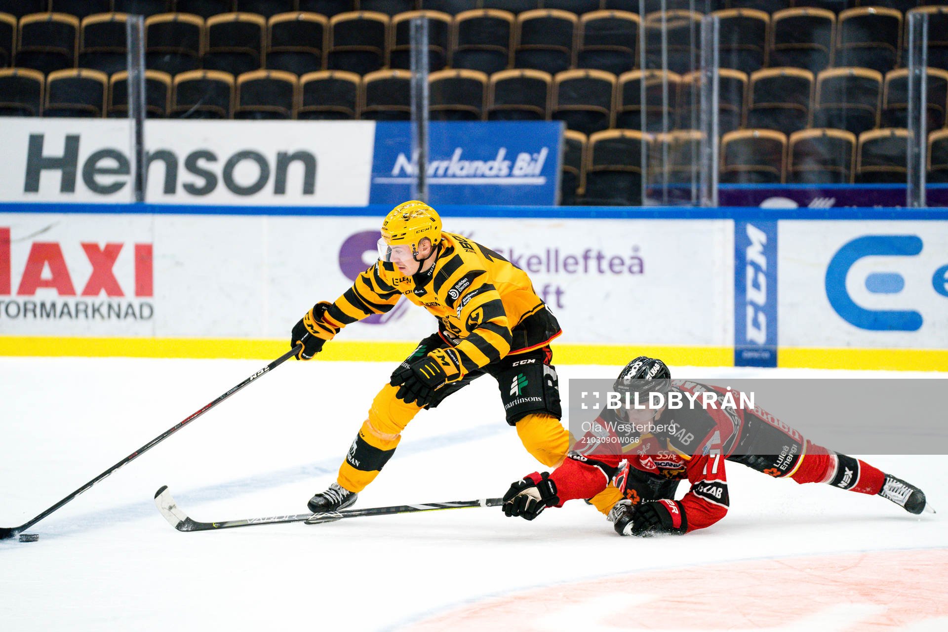 Skellefteås Pär Lindholm och Luleås Isac Brännström