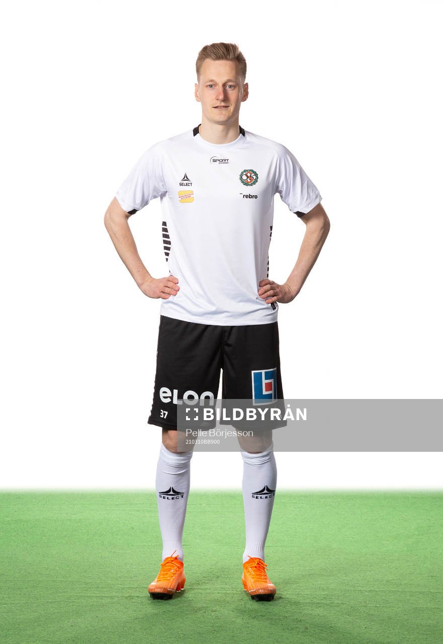 Örebros Rasmus Karjalainen poserar för ett porträtt den 10 mars 2021 i Örebro.