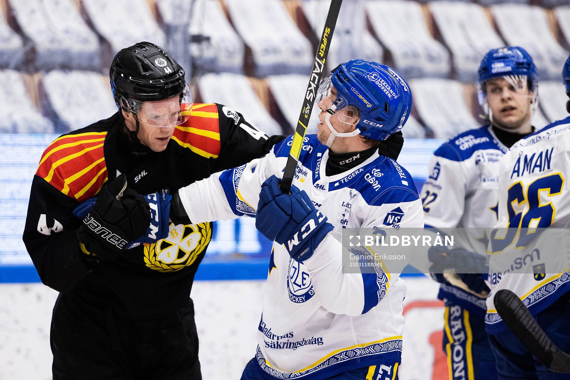 Brynäs Nicklas Danielsson och Leksands August Berg