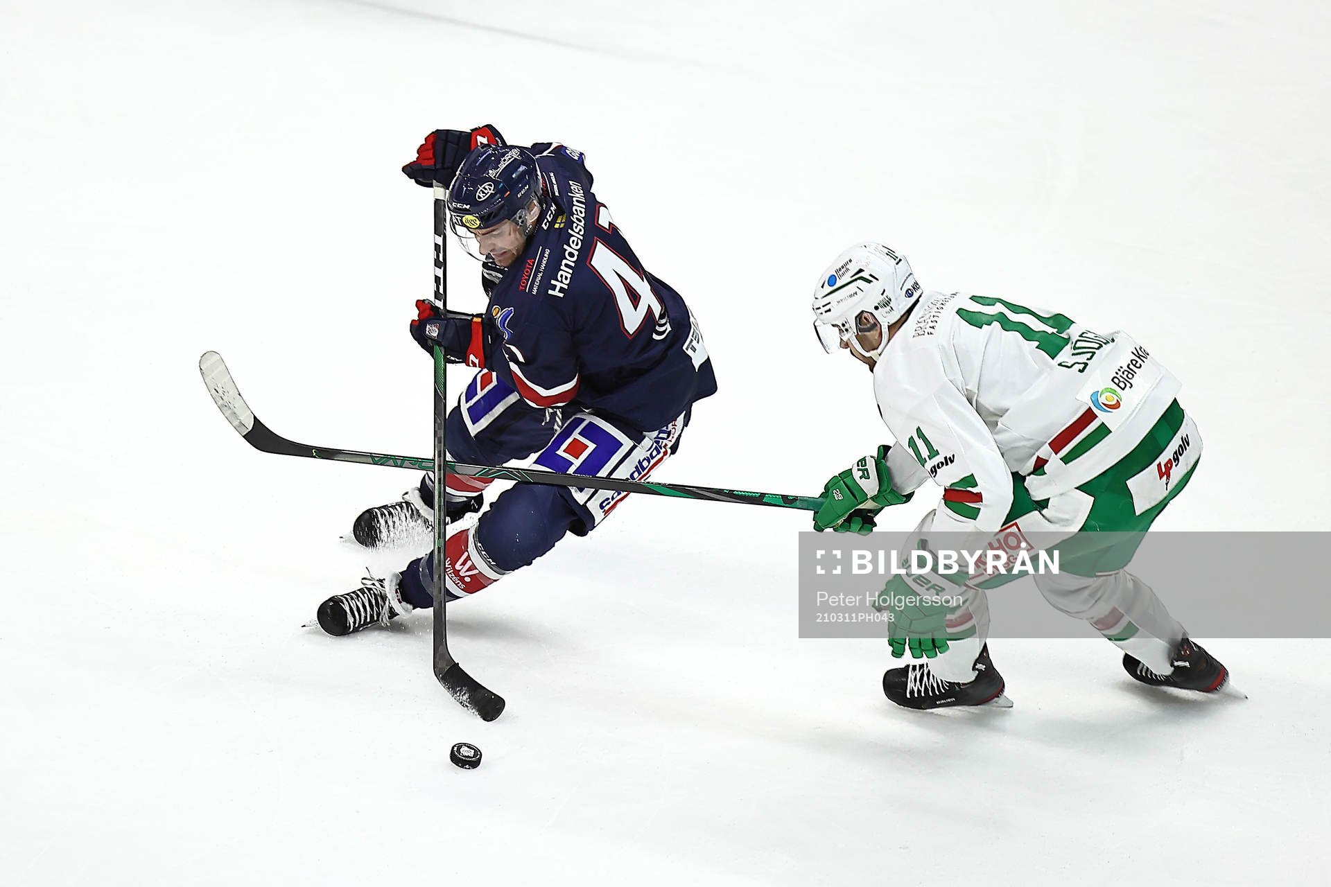 Linköpings Broc Little och Rögles Mattias Sjögren