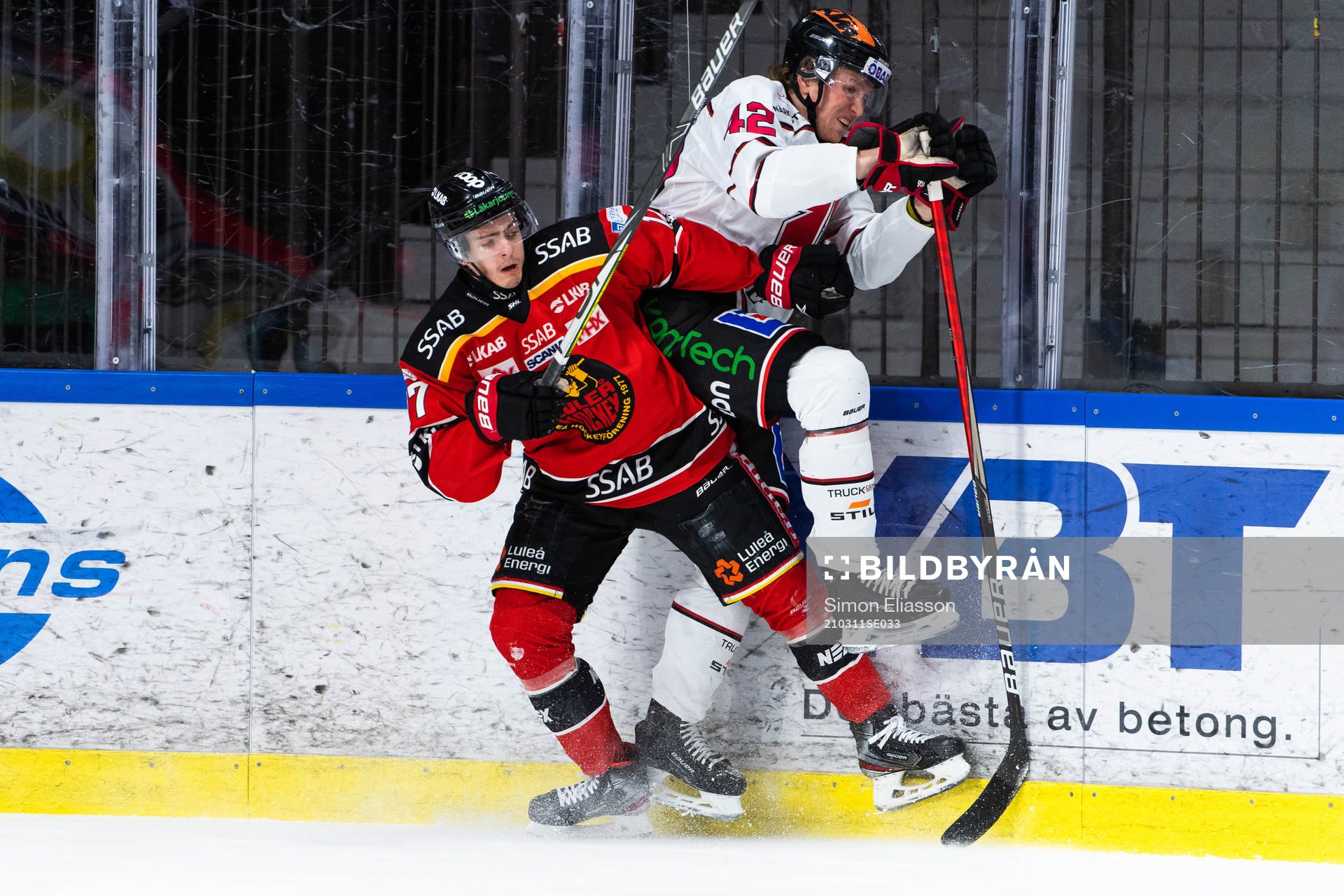 Luleås Isac Brännström och Örebros Robin Salo